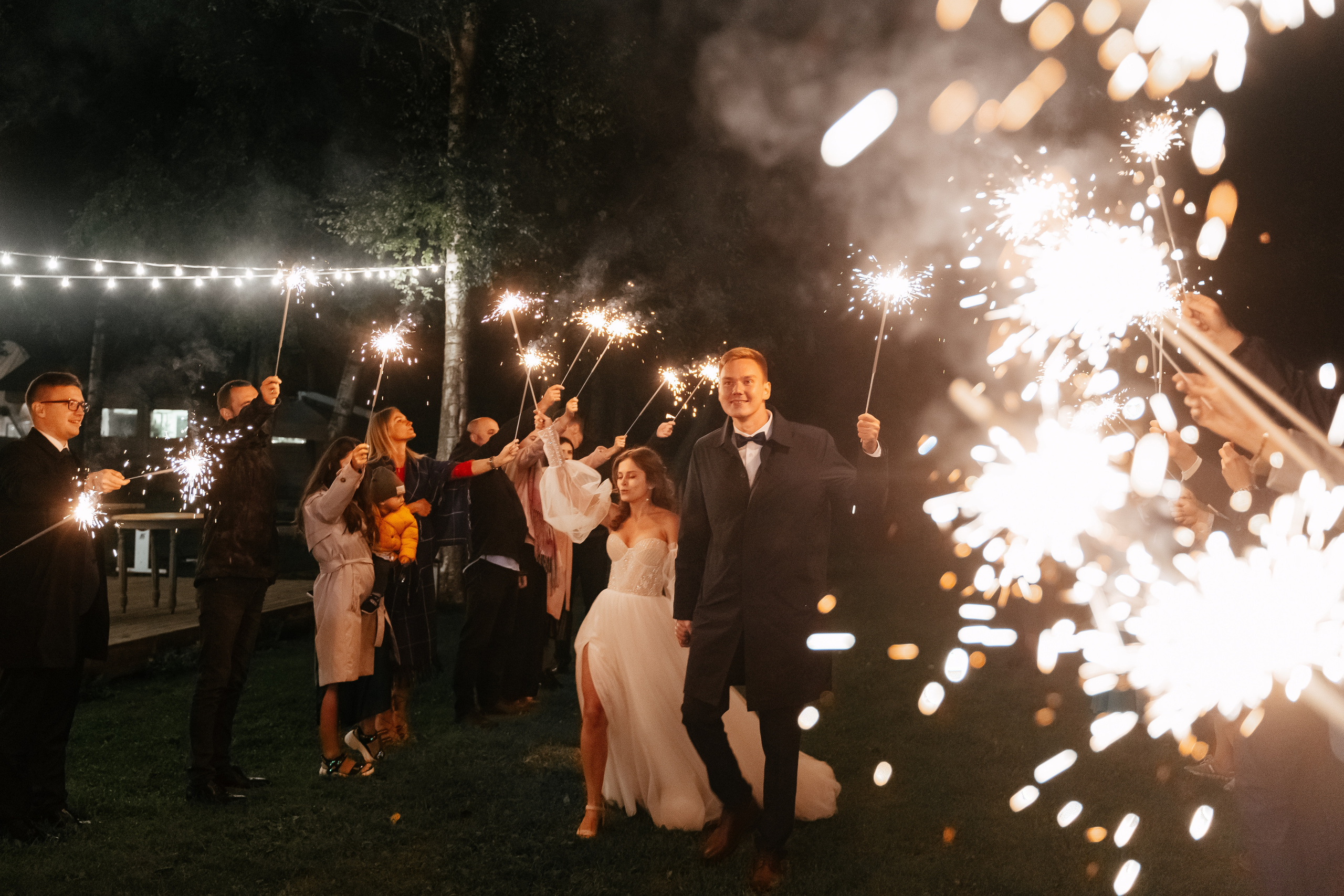Свадебная фотосессия в Санкт-Петербурге осенью. Семейный и свадебный фотограф в Санкт-Петербурге и Москве