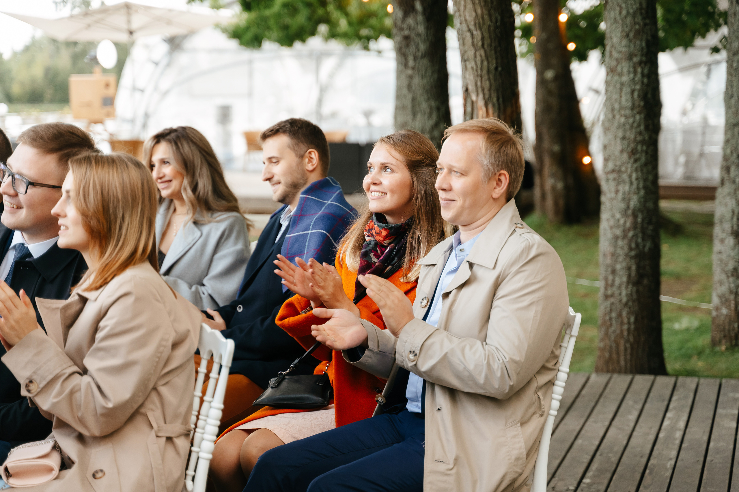 Свадебная фотосессия в Санкт-Петербурге осенью. Семейный и свадебный фотограф в Санкт-Петербурге и Москве