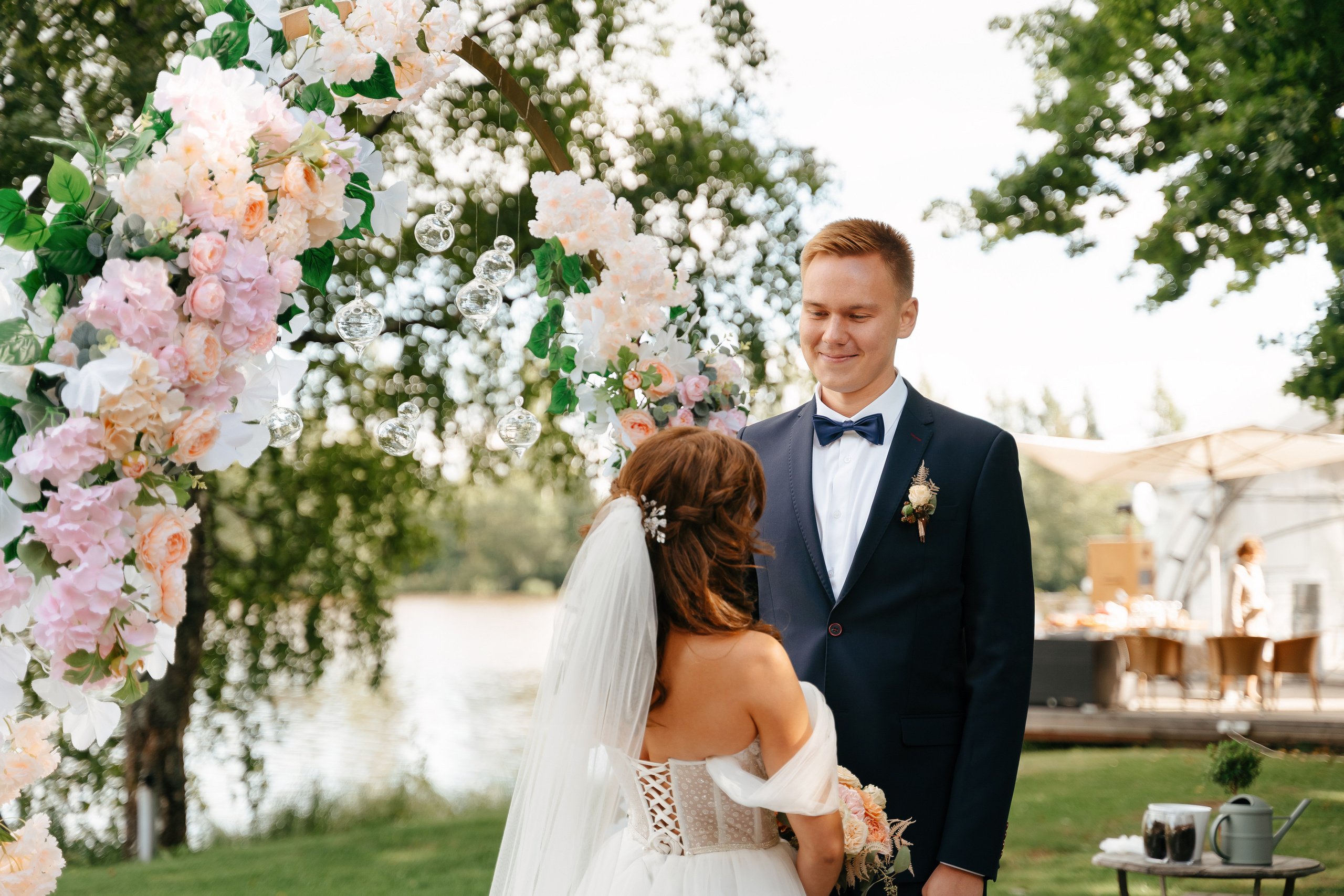 Свадебная фотосессия в Санкт-Петербурге осенью. Семейный и свадебный фотограф в Санкт-Петербурге и Москве
