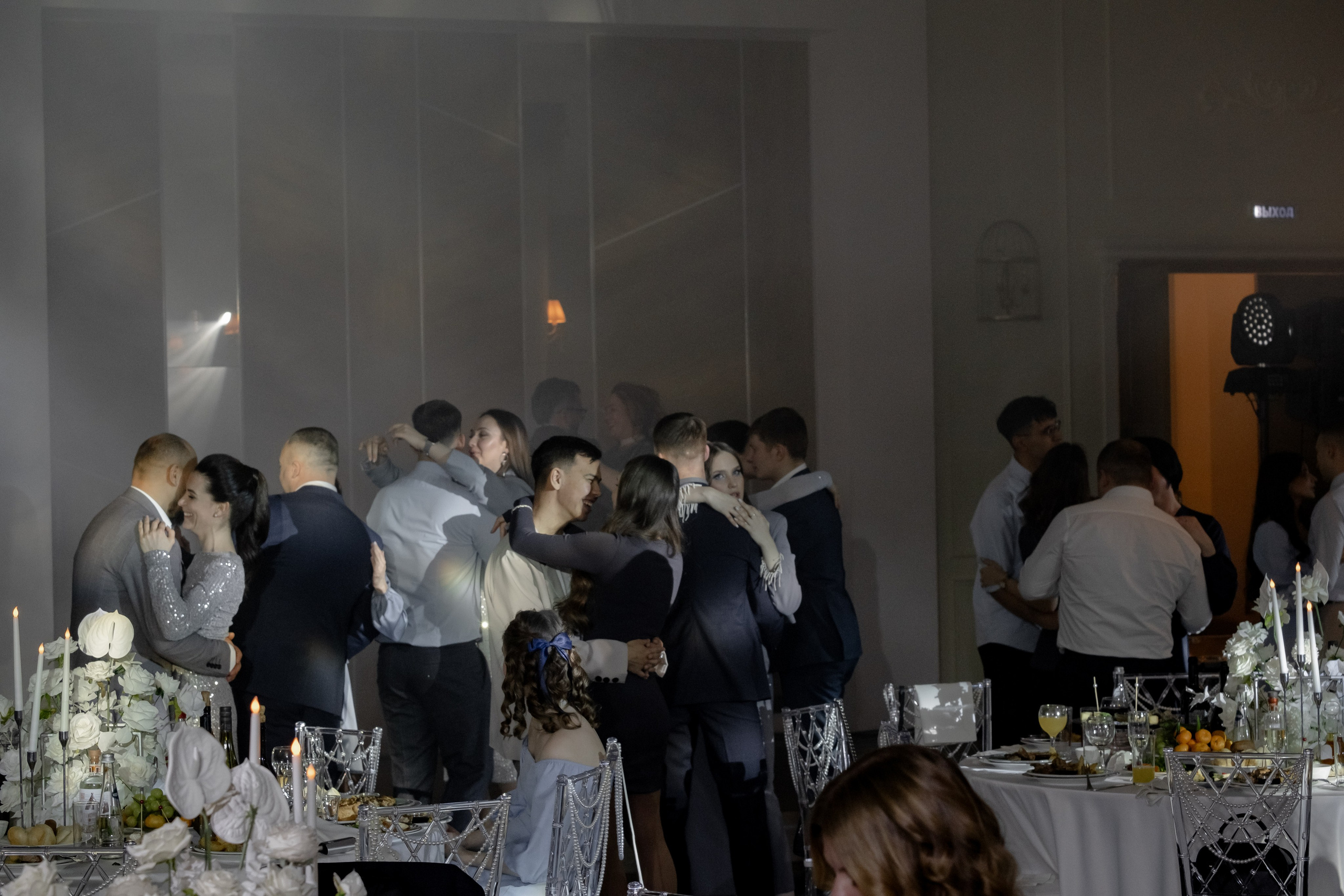 СВАДЕБНЫЙ БАНКЕТ (СНЯТО В СИБИРЕ В НИЖНЕВАРТОВСКЕ). Профессиональный фотограф, Санкт-Петербург — Виктория Богомолова