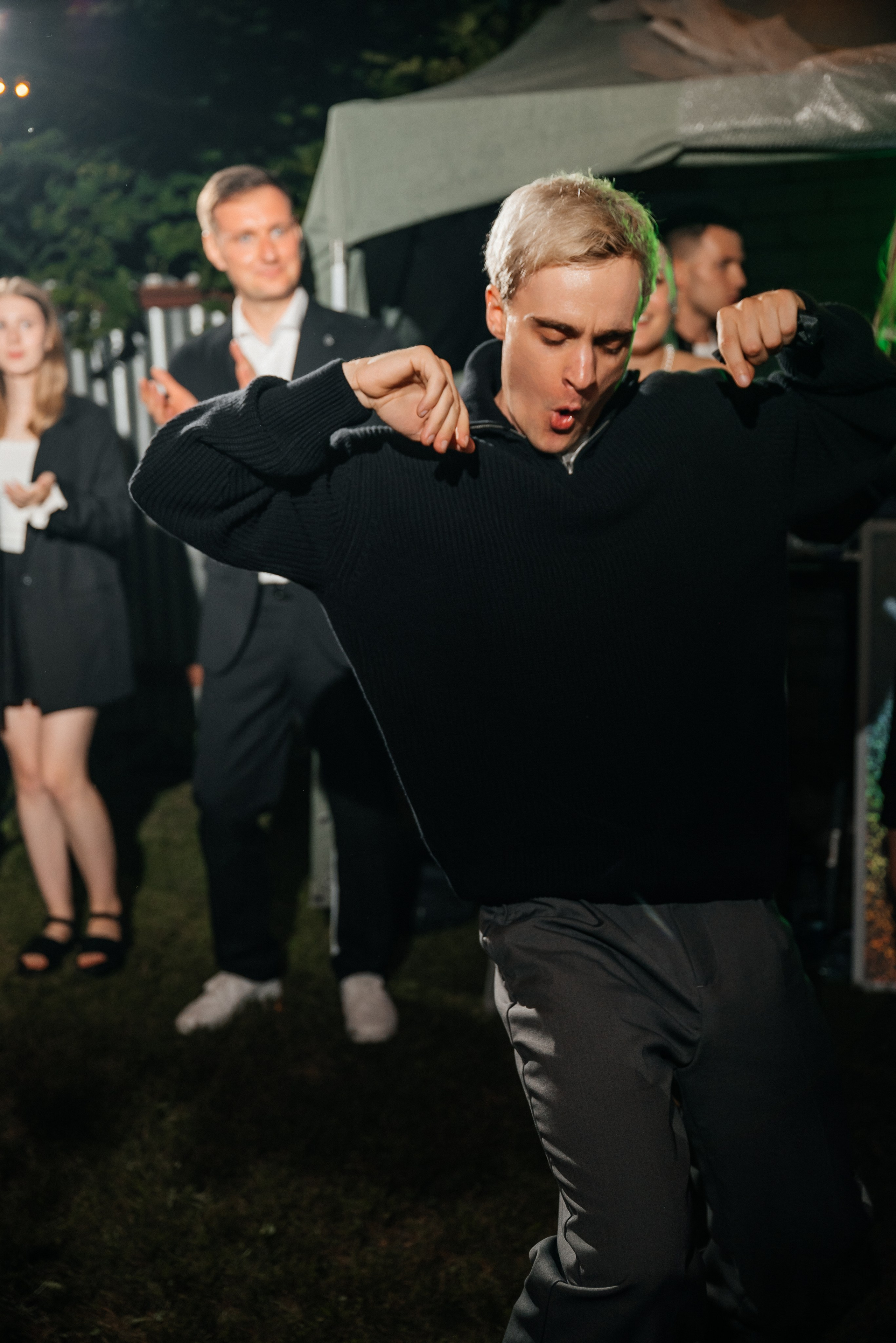 «Свадьба Даши и Артема». Школьный фотограф в Валуйках. Фотосессии для выпускников и изготовление выпускных альбомов в городе Валуйки и в Белгородской области