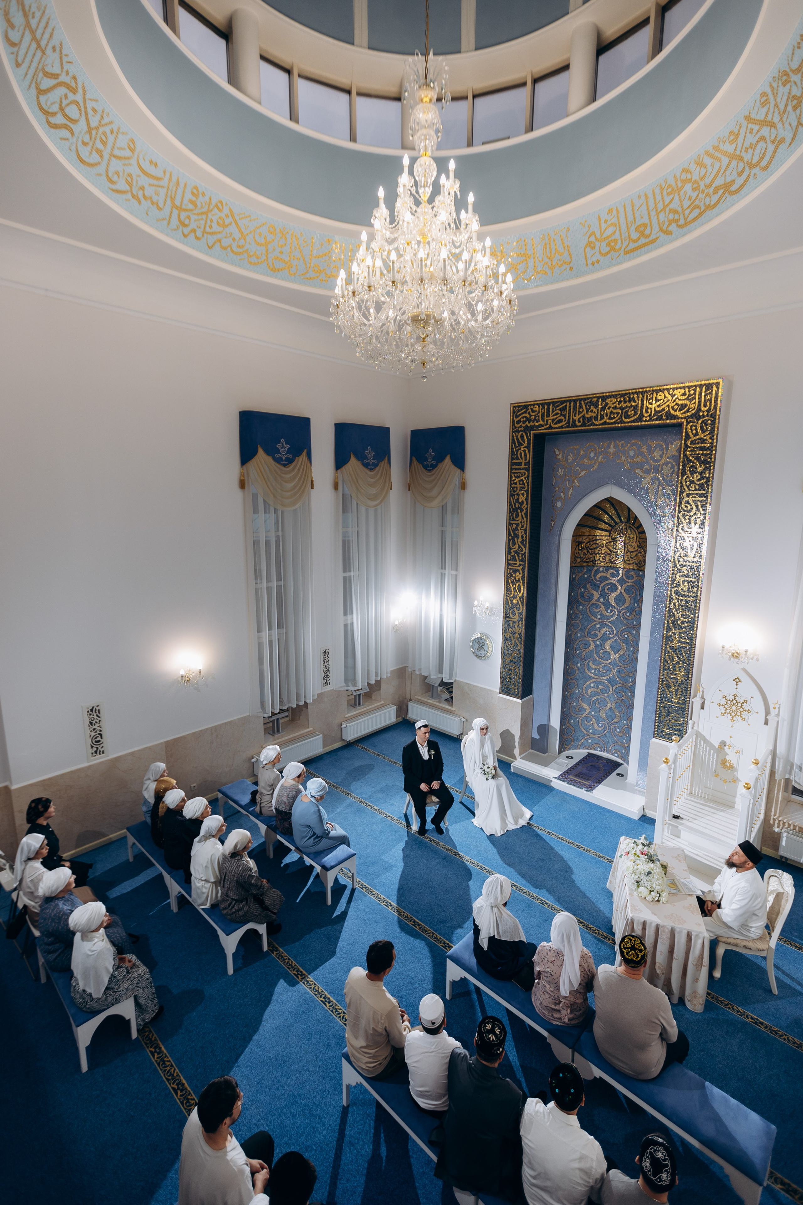 никах в мечети Иман Нуры,, фотосессия в мечети Иман Нуры, фотограф на никах в Казани Ranas4you, образ невесты на никах, завязывание платка Казань, платье на никах Казань