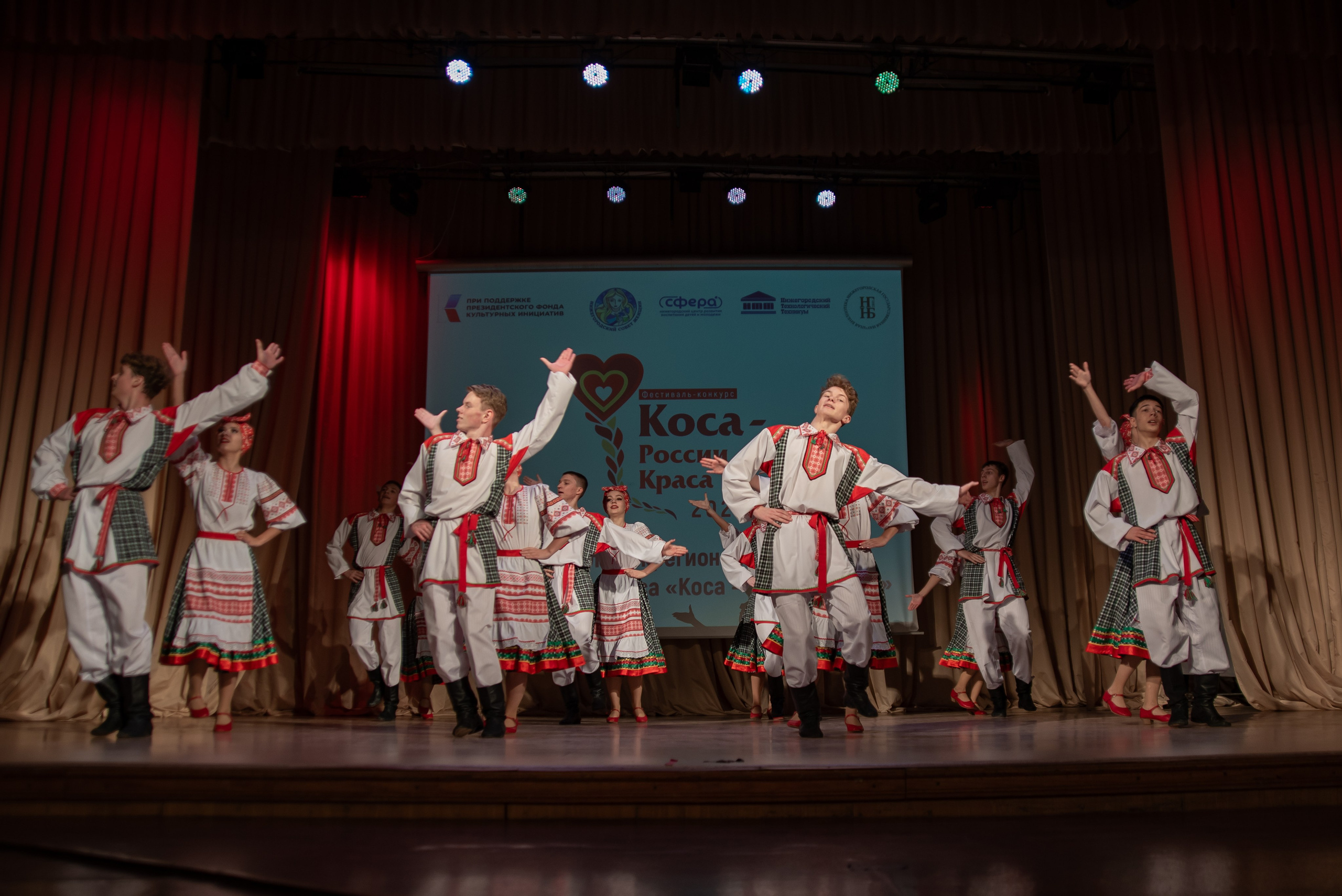 Репортажная съёмка концерта в Нижнем Новгороде. Фотограф Макс Огурцов в Нижнем Новгороде