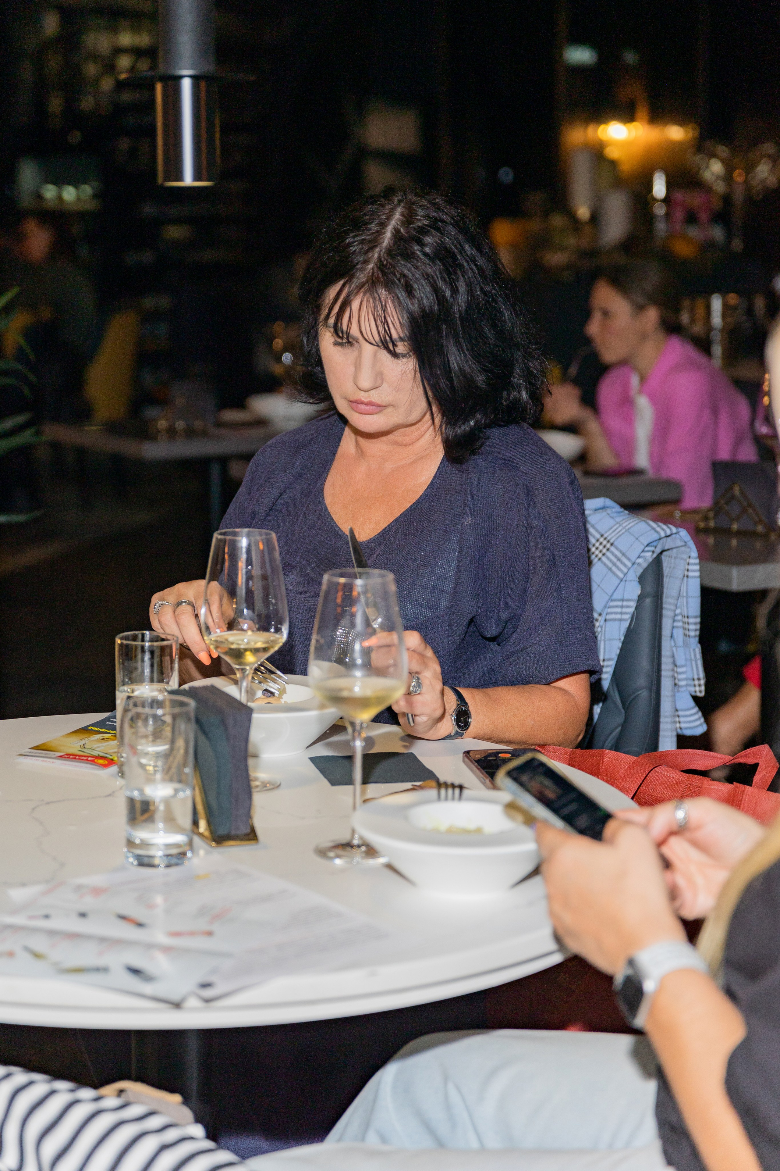 Дигустация вина от магазина Дилан в ресторане Кантина. Выпускные альбомы во Владивостоке