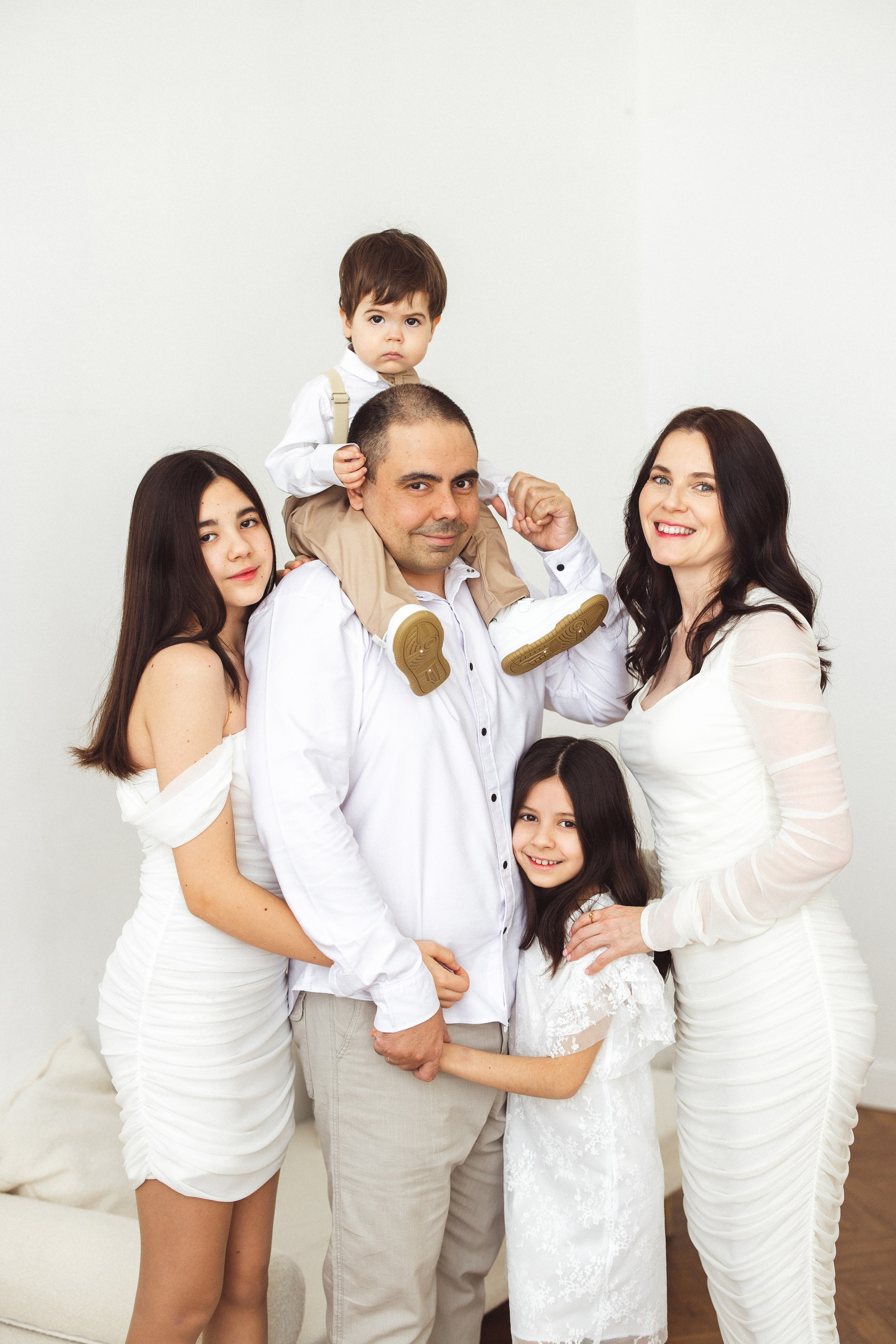 Семейная фотосессия в фотостудии, г. Краснодар. Семейный и детский фотограф в Краснодаре Анна Трашкова