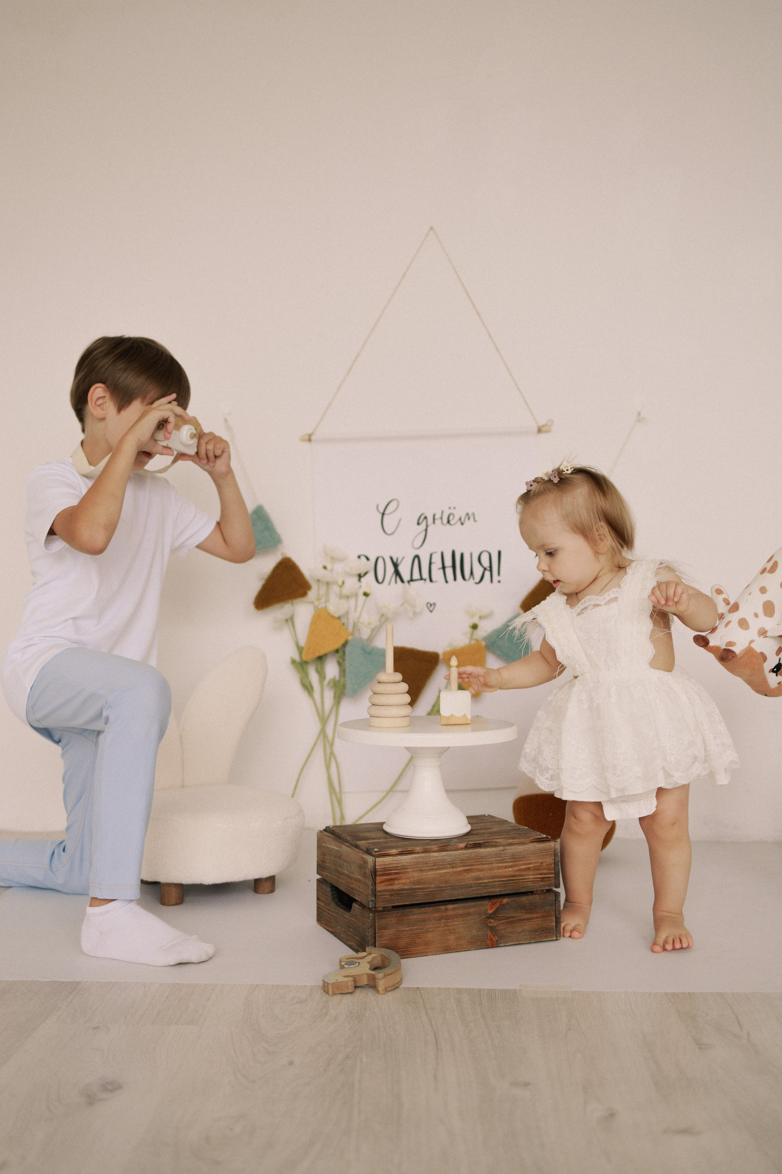 Семейная фотосъемка на годик. Семейный видеограф в Москве Элина Ладова