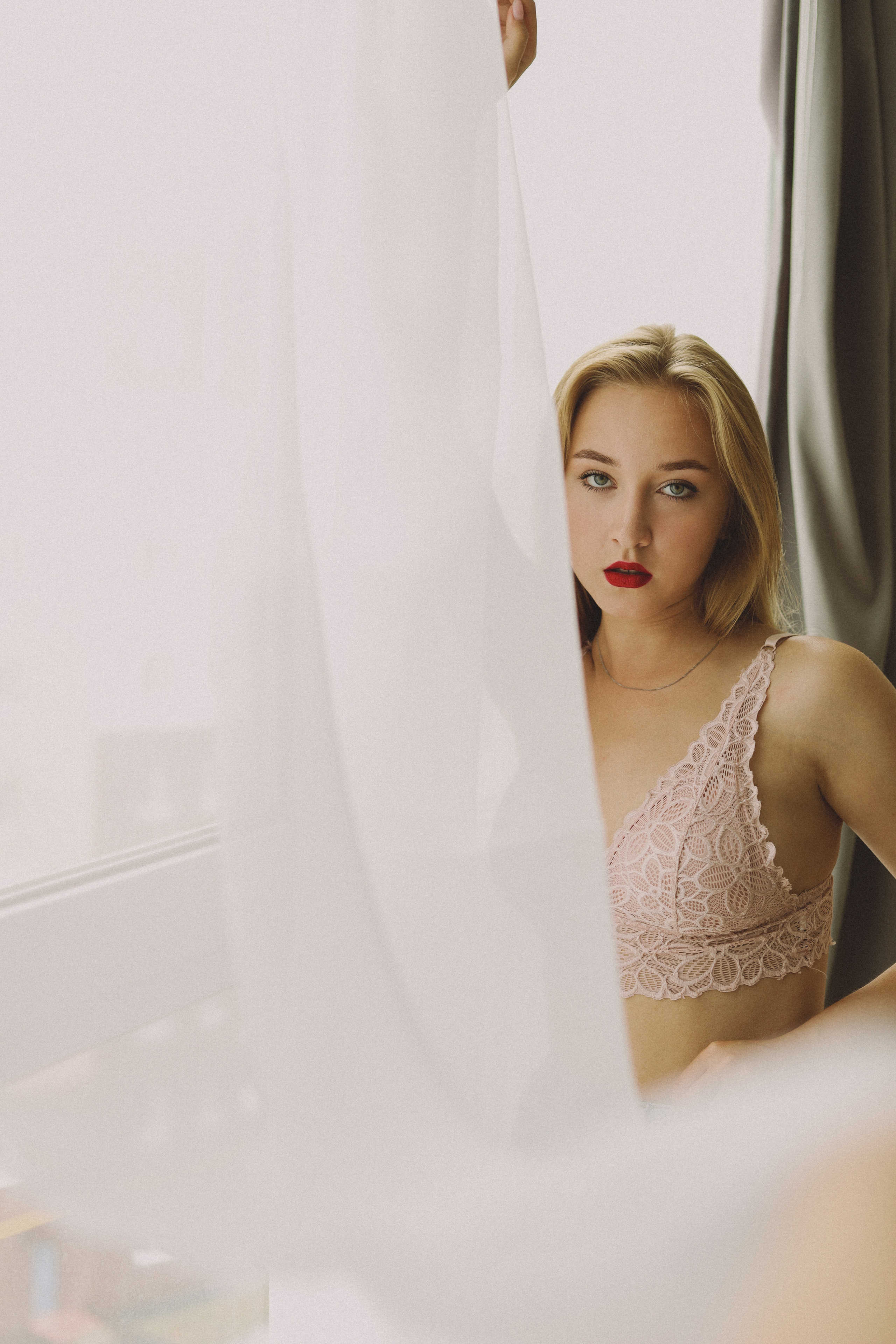 Anastasia. Sun Betty — кинофотограф Элизабет