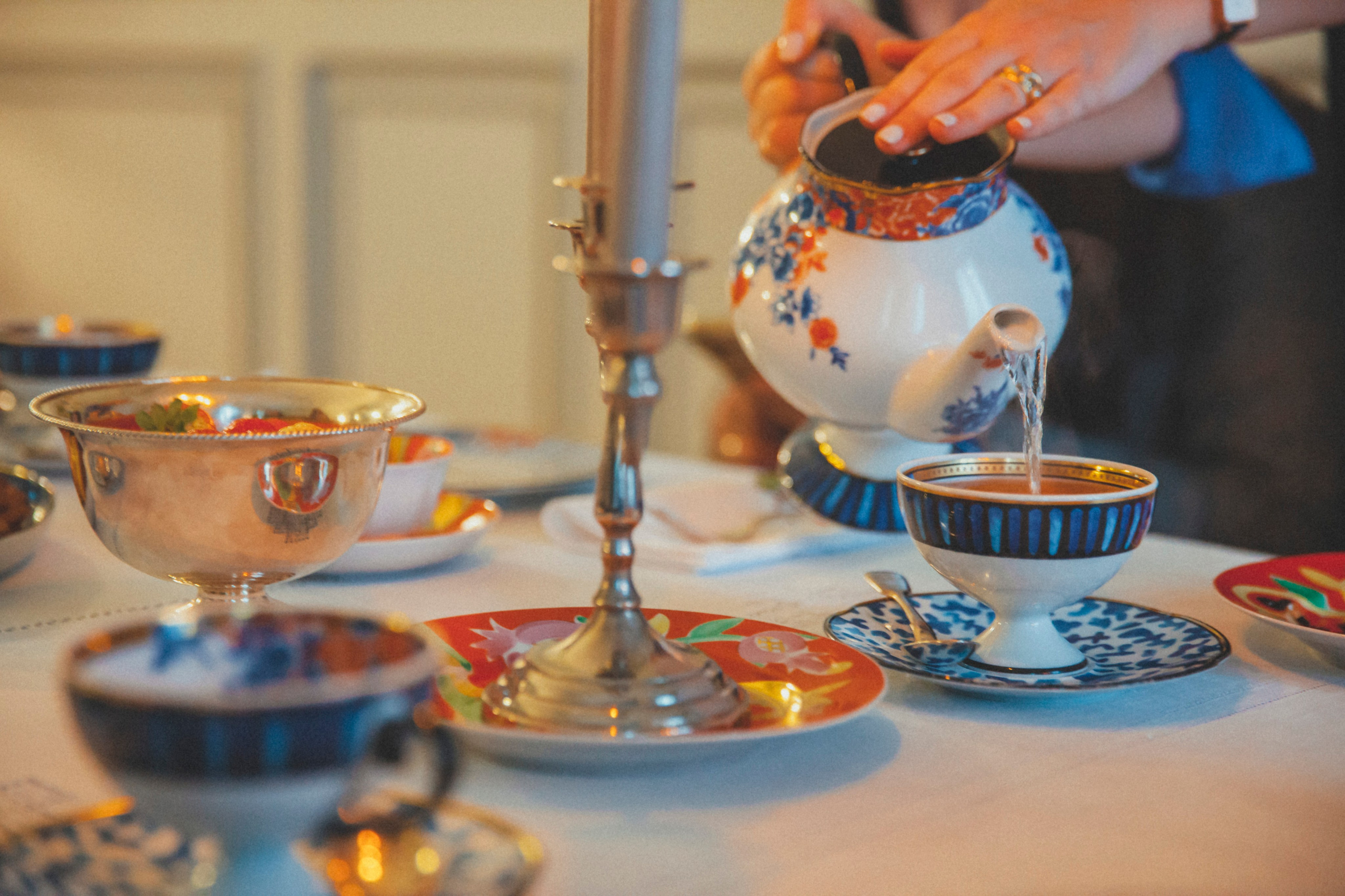 Фарфоровая экспедиция в Петербурге. Ольга Черешнева. Фотограф Александра Степанова