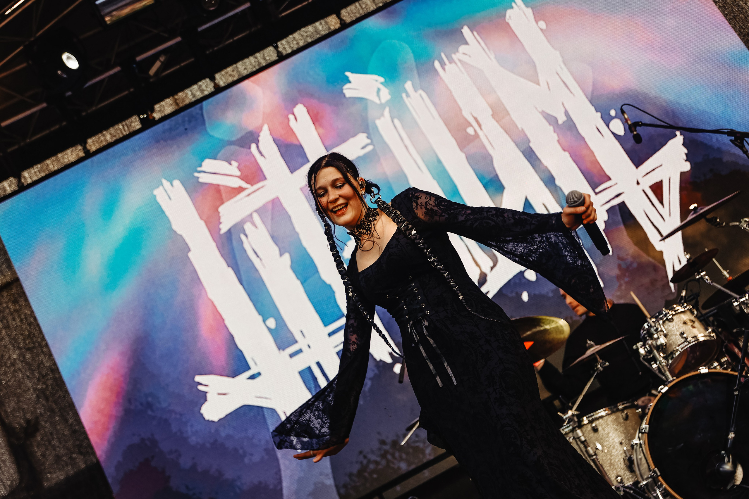 ЛЕТНИЙ МЕТАЛ В ПРАВДЕ