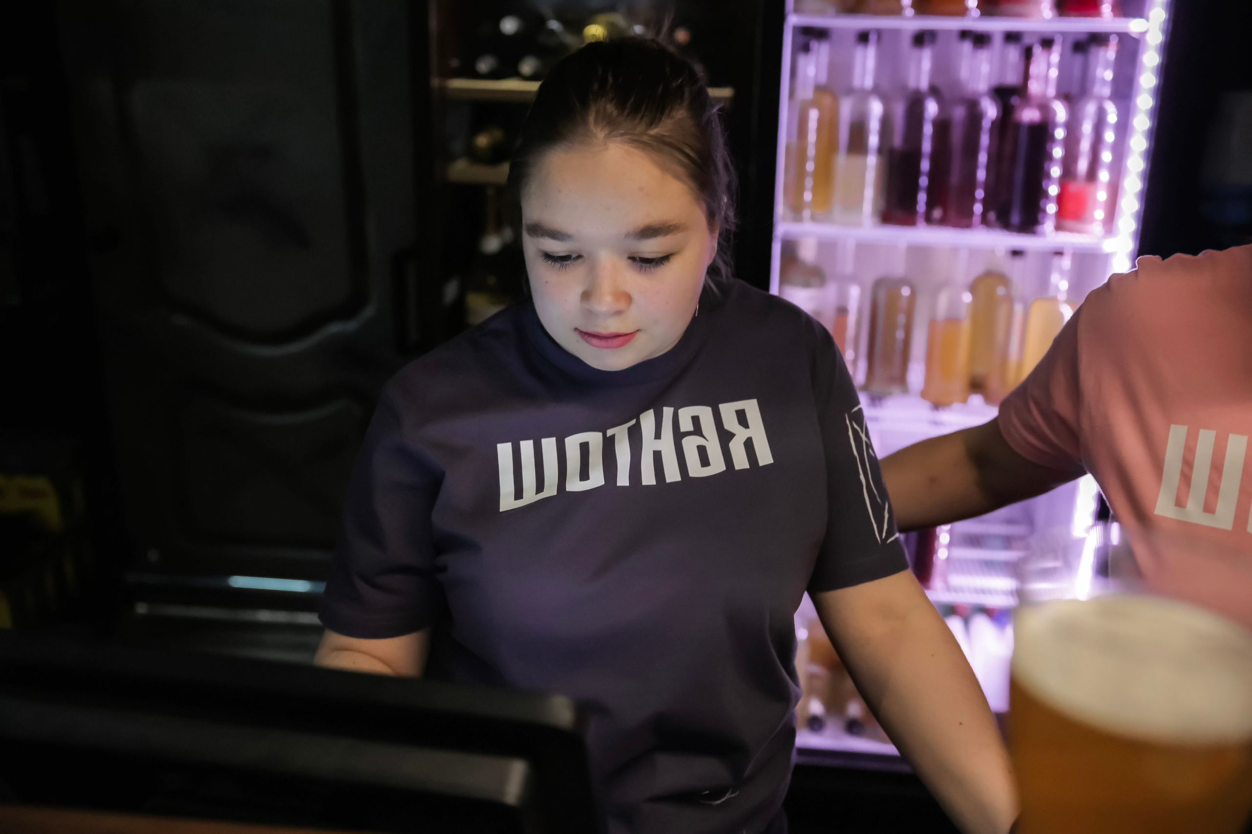 Открытие ШОТНОЙ. ШОТНАЯ бар вдохновения в Магадане