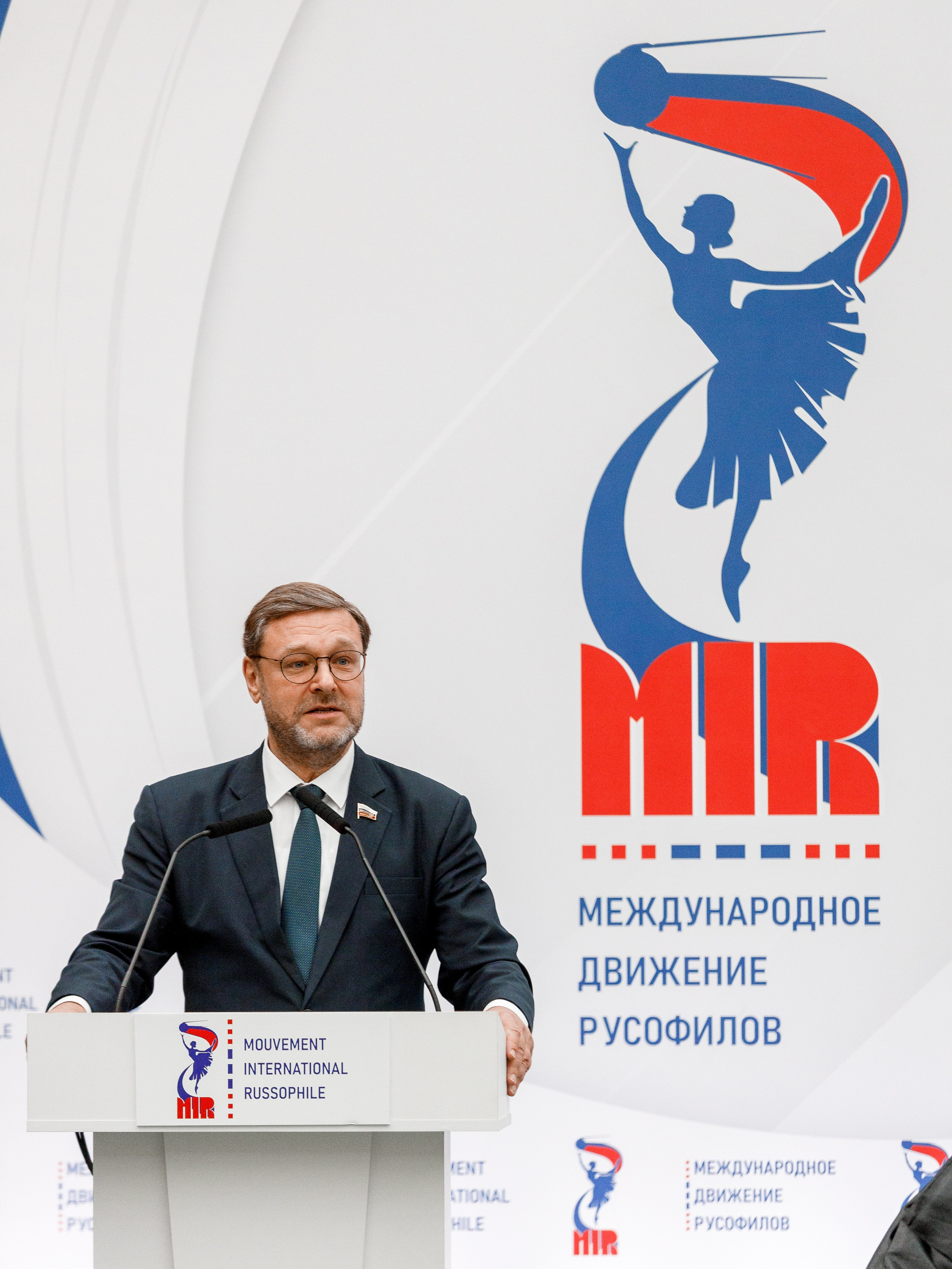 Собрание русофилов. Репортажный фотограф Борис Геер