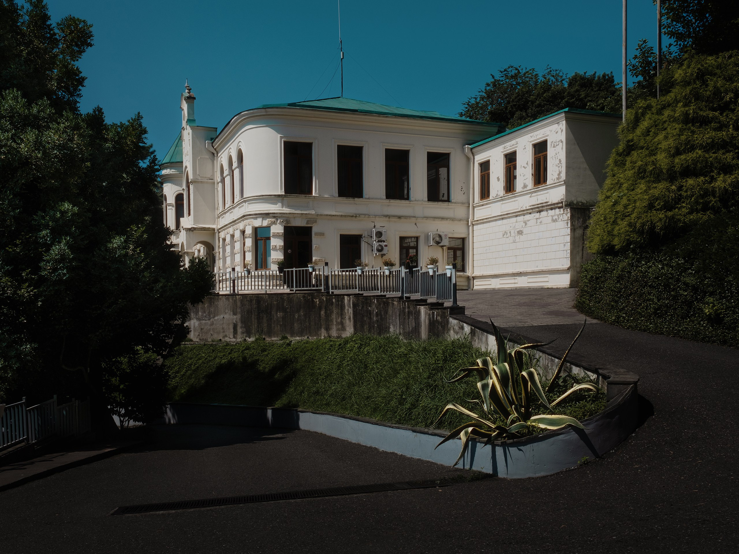 Streets of Sakartvelo p.4. Viktor Garshnep Documentary Photographer