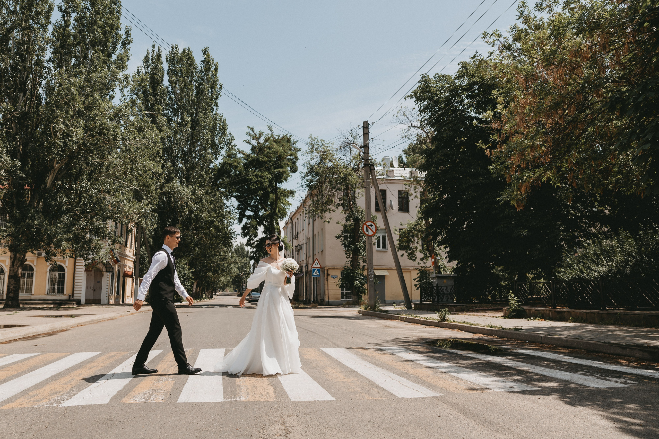 Свадебная прогулка. Свадебный и семейный фотограф Луганск, Ростов, Краснодар Роман Мацнев