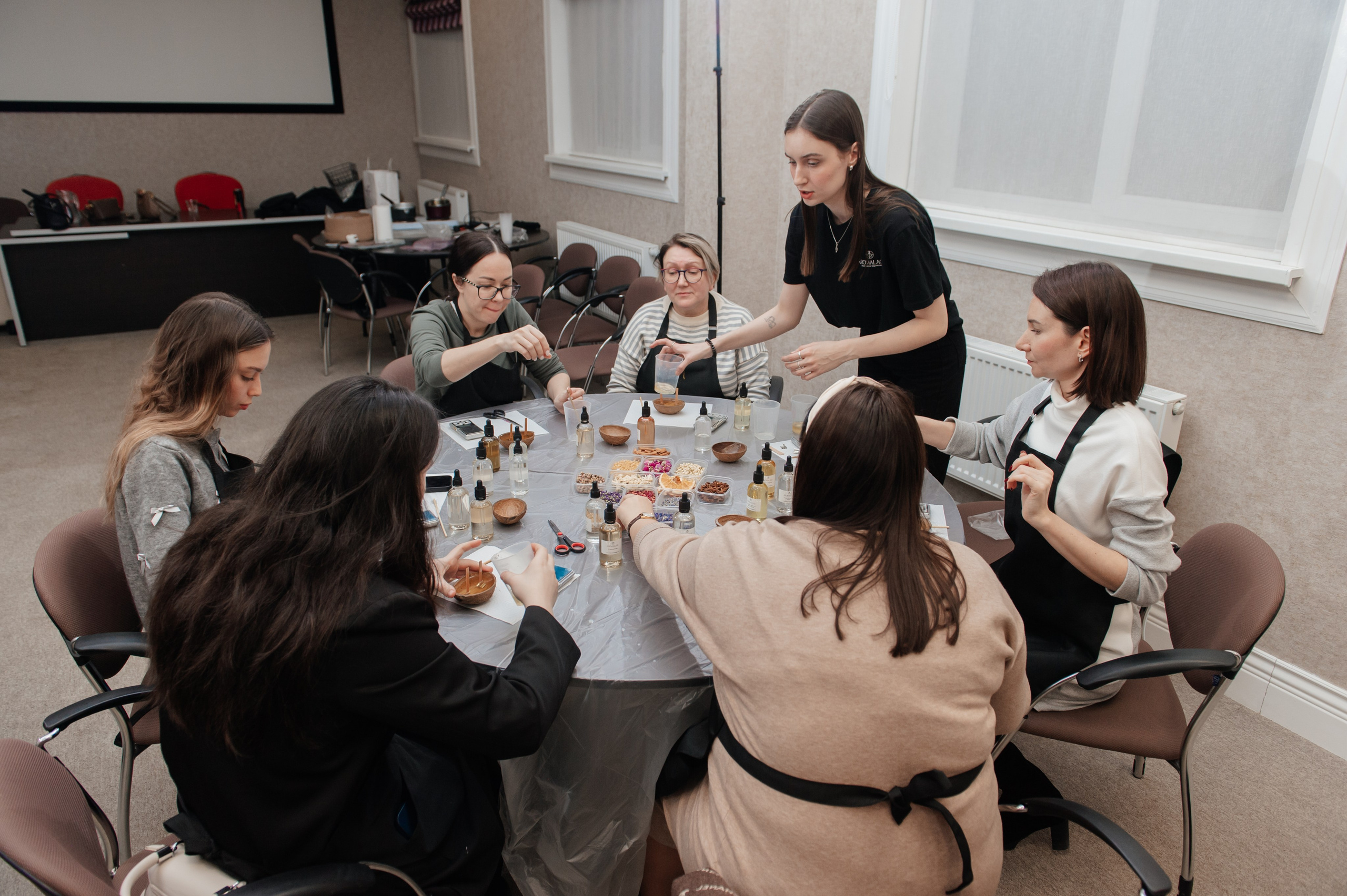 Новогодний корпоратив с AROMALAGE в отеле - Raymond