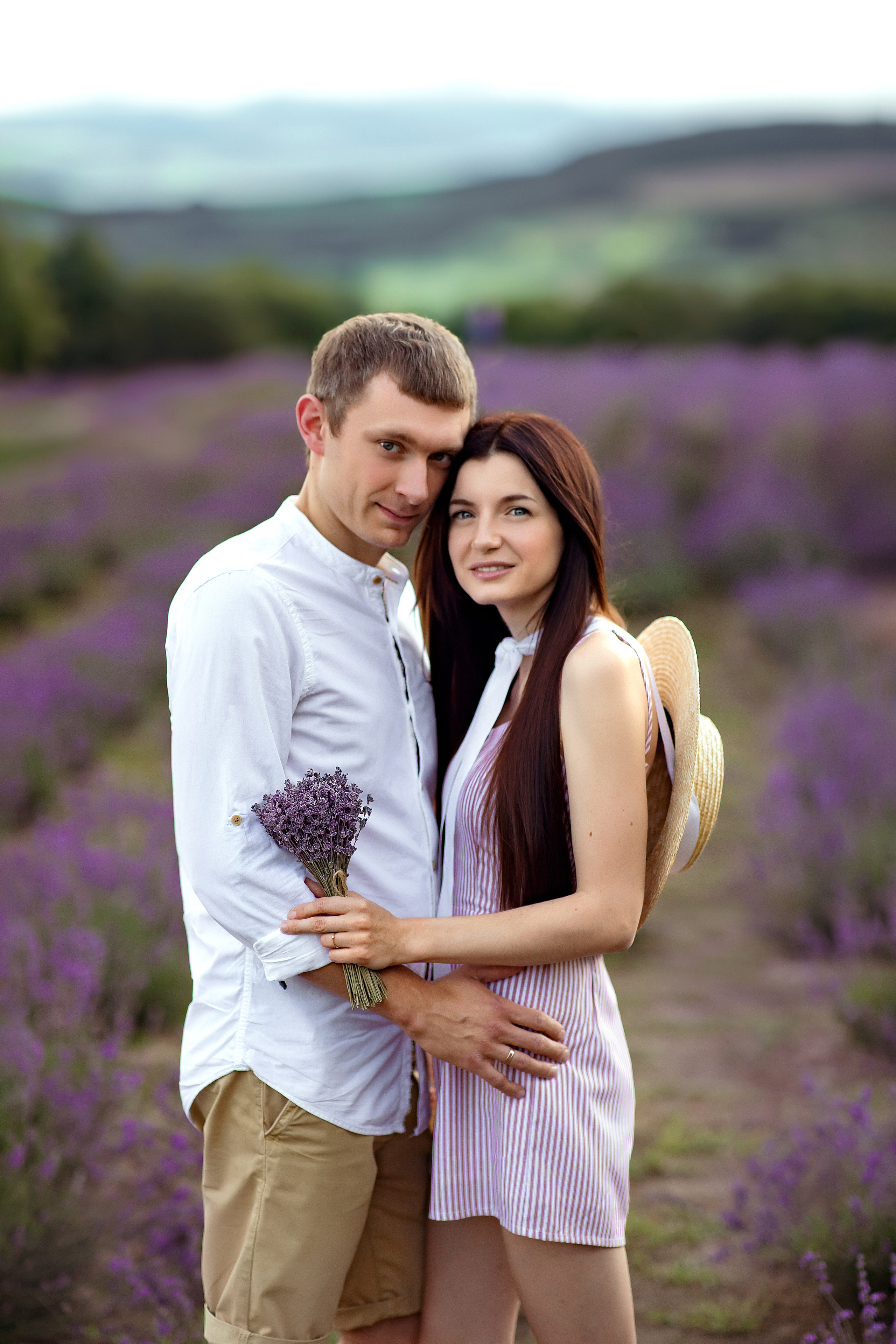 Максим и Ирина Лаванда. Фотограф на крещение и венчание