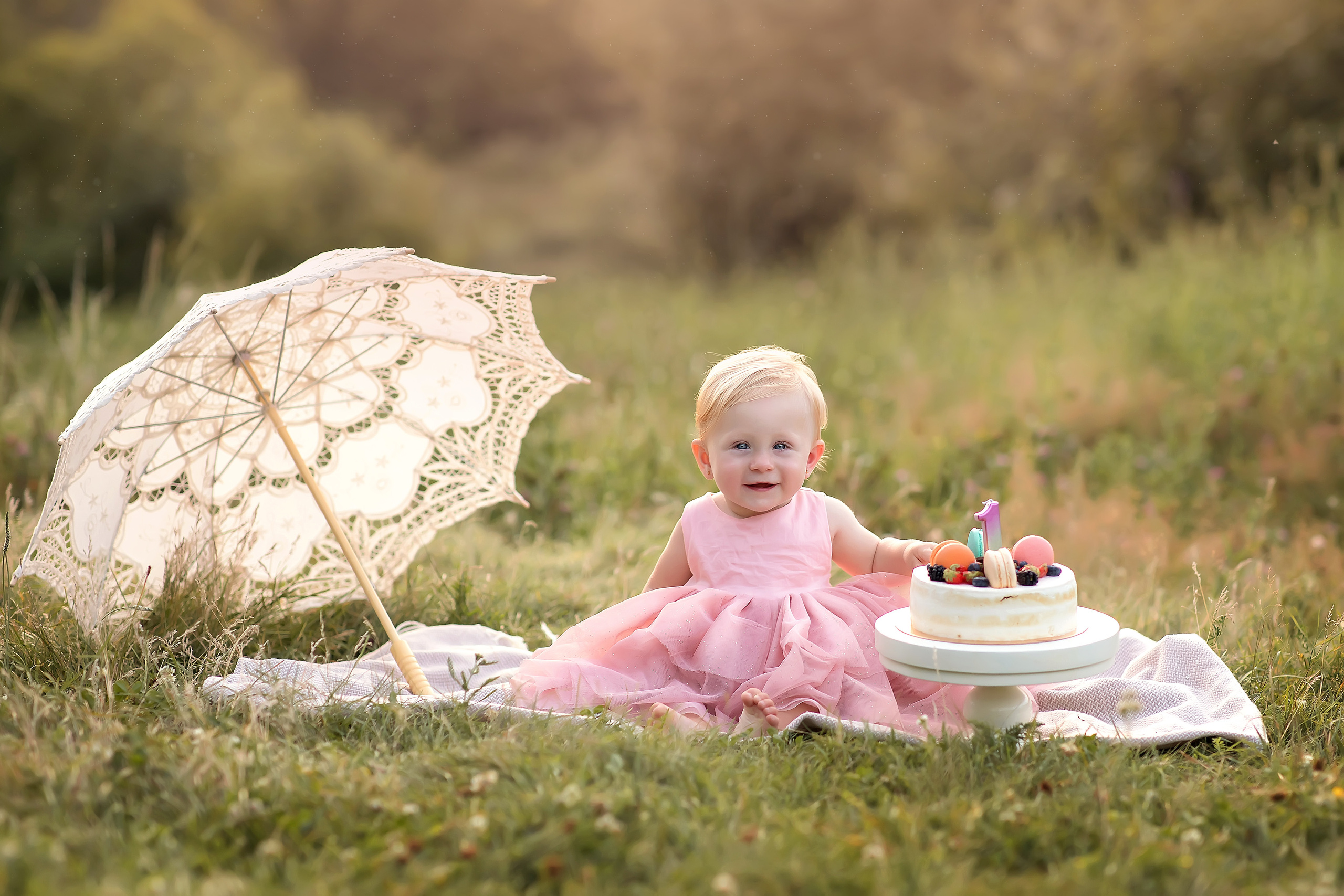 Годовасие Лизы. Фотограф на крещение и венчание