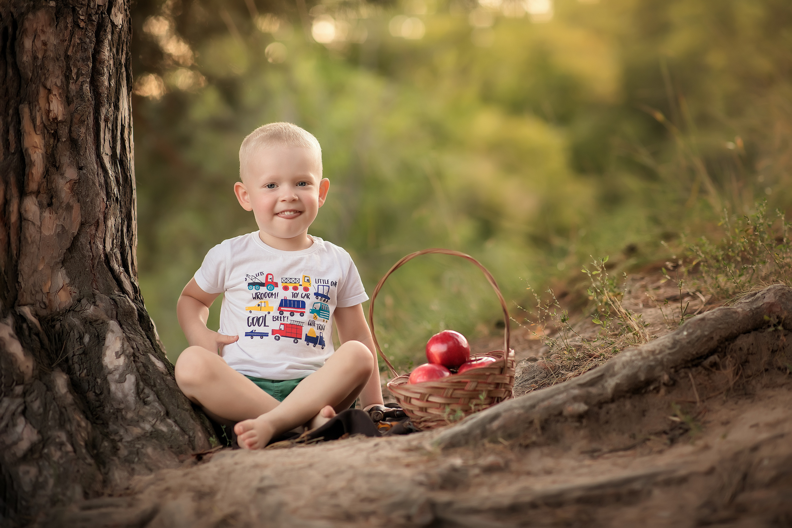 Семейная прогулка. Фотограф на крещение и венчание