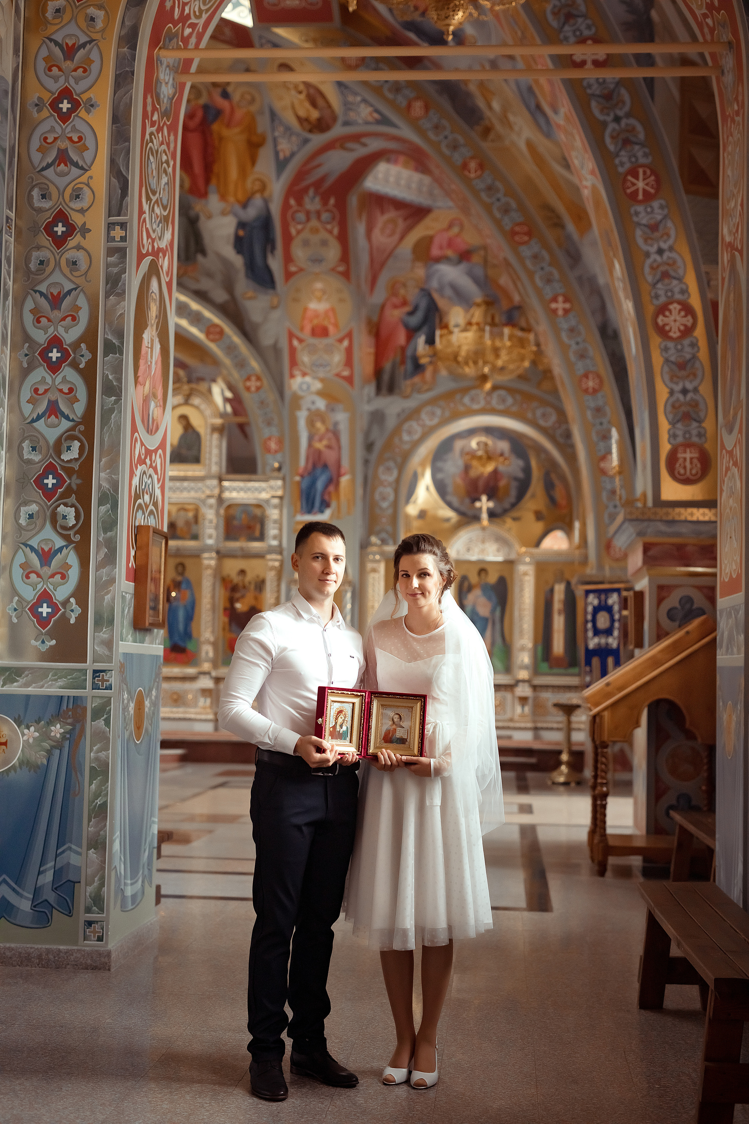 Венчание Виталия и Ольги Всецарица. Фотограф на крещение и венчание