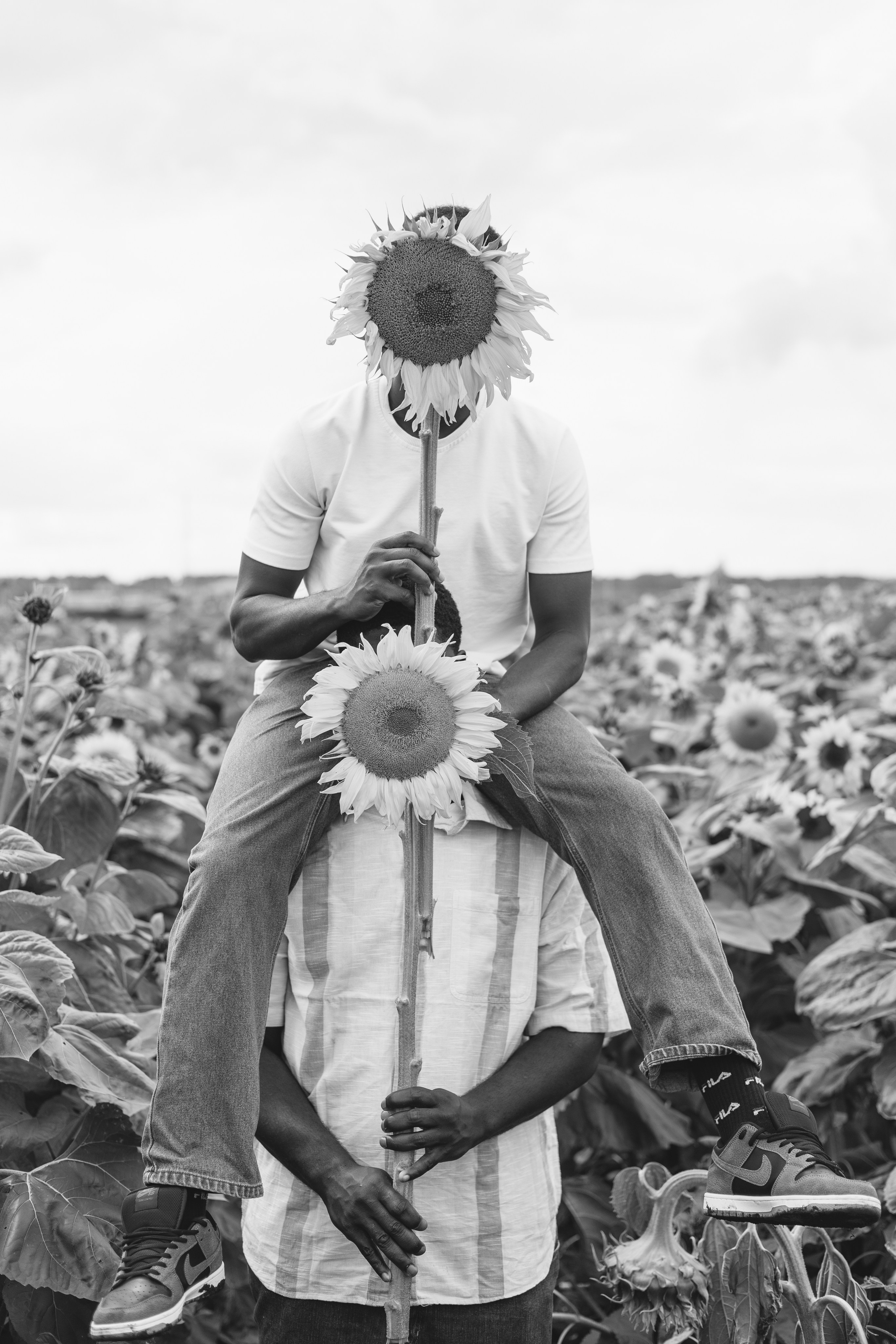 ОЗМАР И РОДИЛСОН ТВОРЧЕСКАЯ. Фотограф Красноярск съемки лавстори, фотосессия в студии, портретная съемка, творческие фотосессии