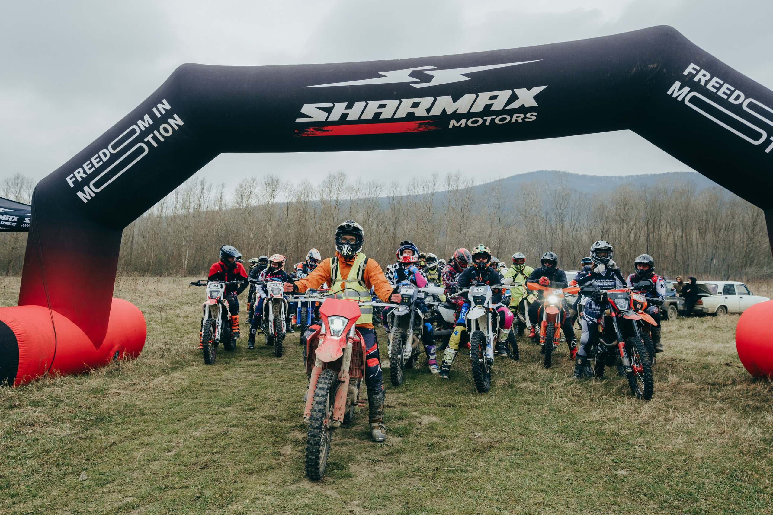 Эндуро Фест от Shamax Motors (Краснодар). Свадебный фотограф Денис Ожигин в Краснодаре и крае. Эмоциональная и стильная съемка вашего дня