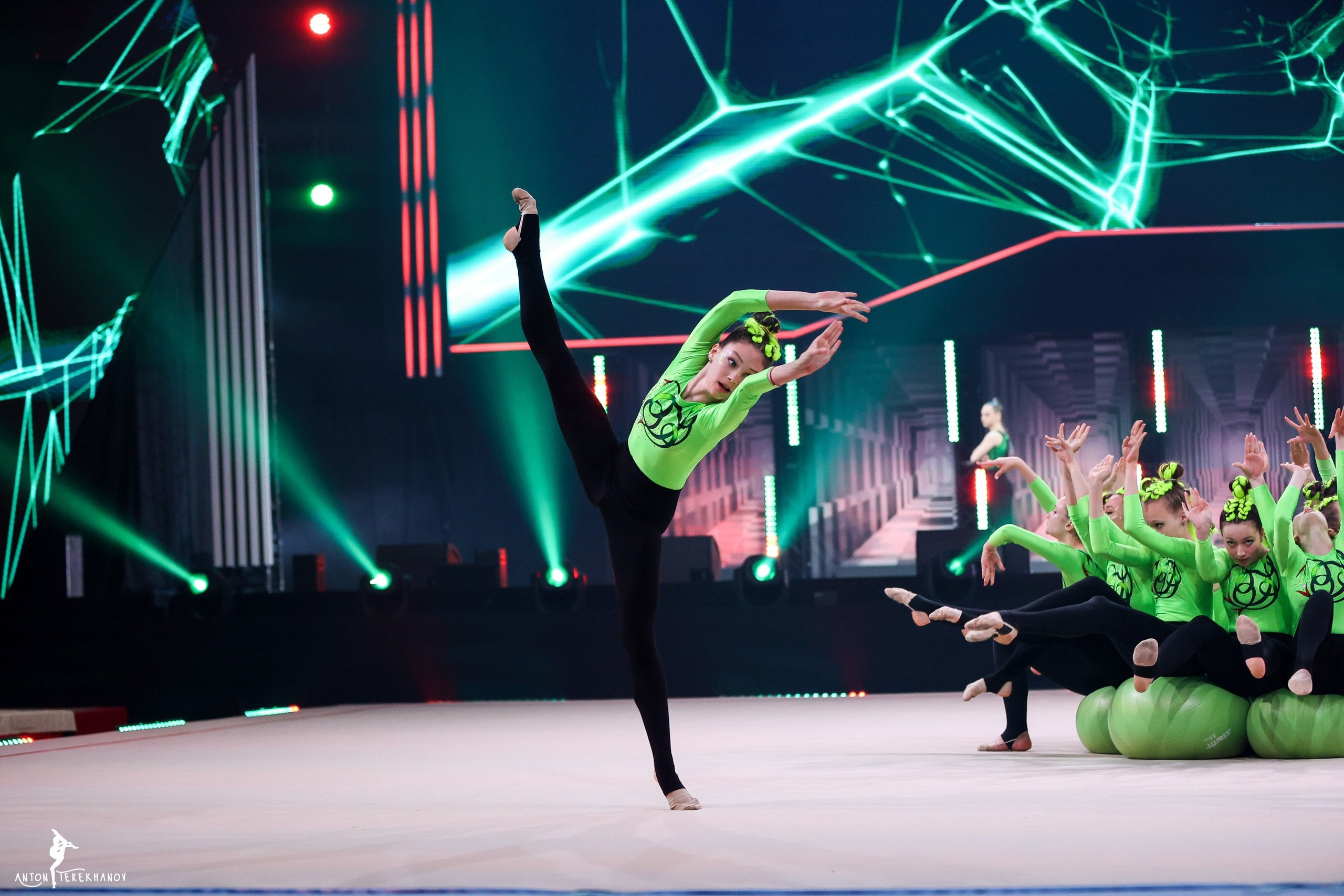 «Восхождение» шоу Светланы Хоркиной 28-29.05.2022. Спортивный и репортажный фотограф Антон Тереханов