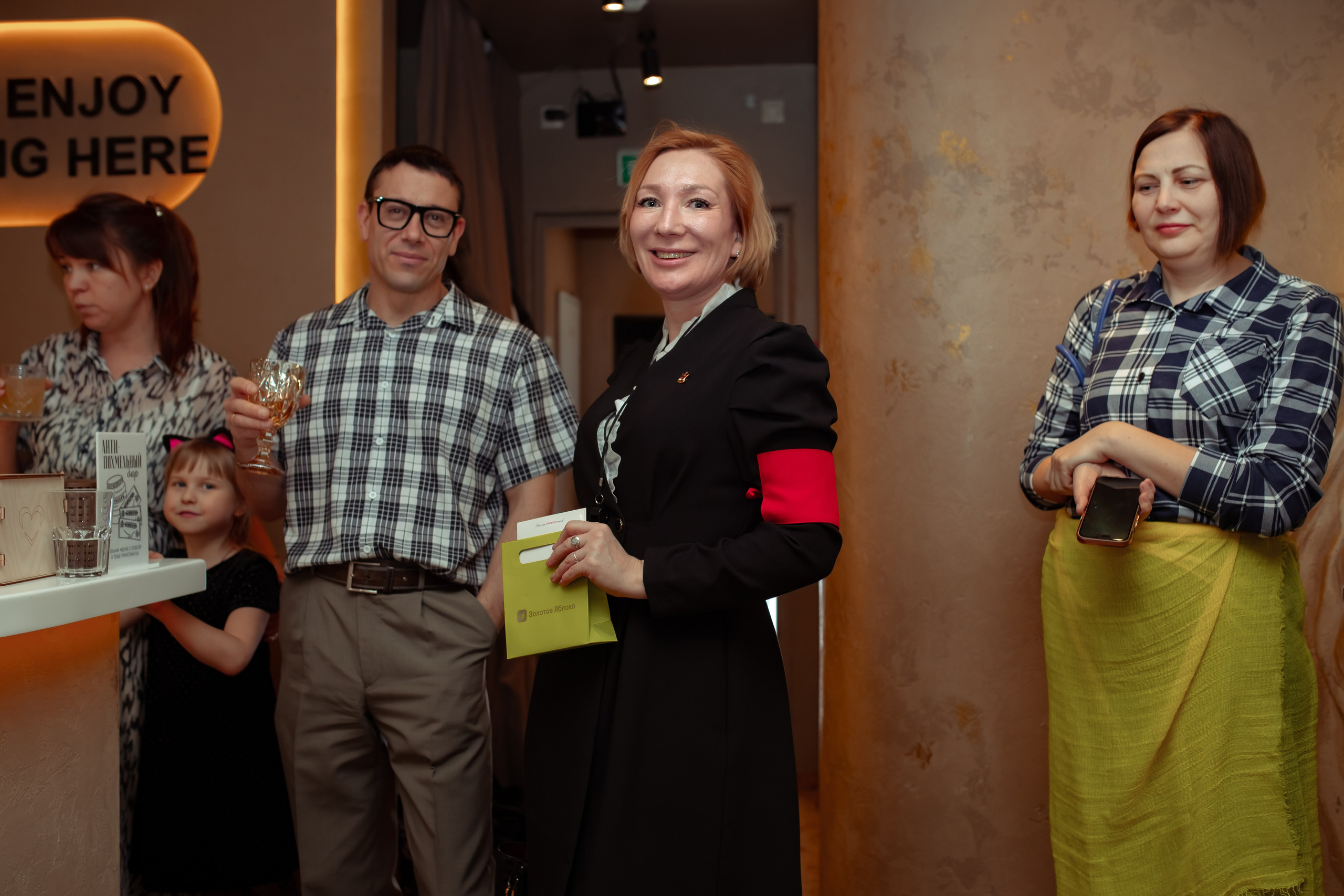 Юбилей Анны в стиле Гайдая. Семейный и детский фотограф в Москве Дорогова Екатерина