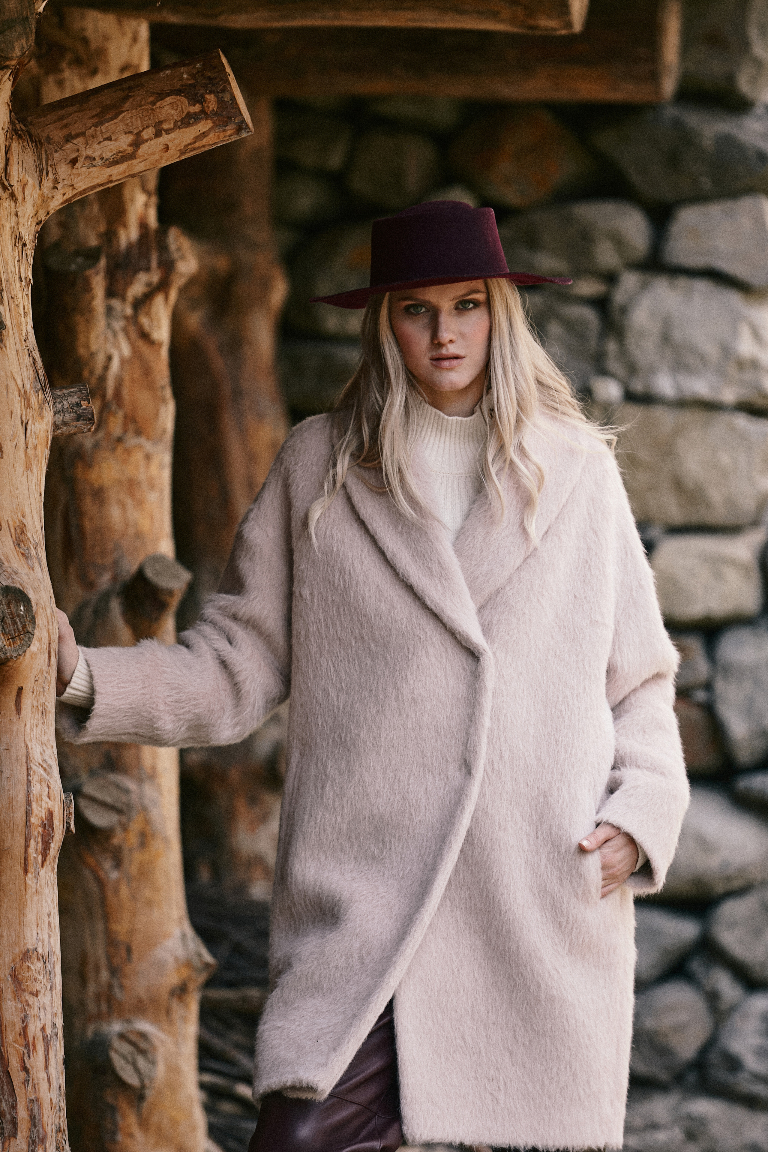 Съемка для бренда одежды. Фотограф Продюсер в горах КБР / Москва  Нальчик Горы