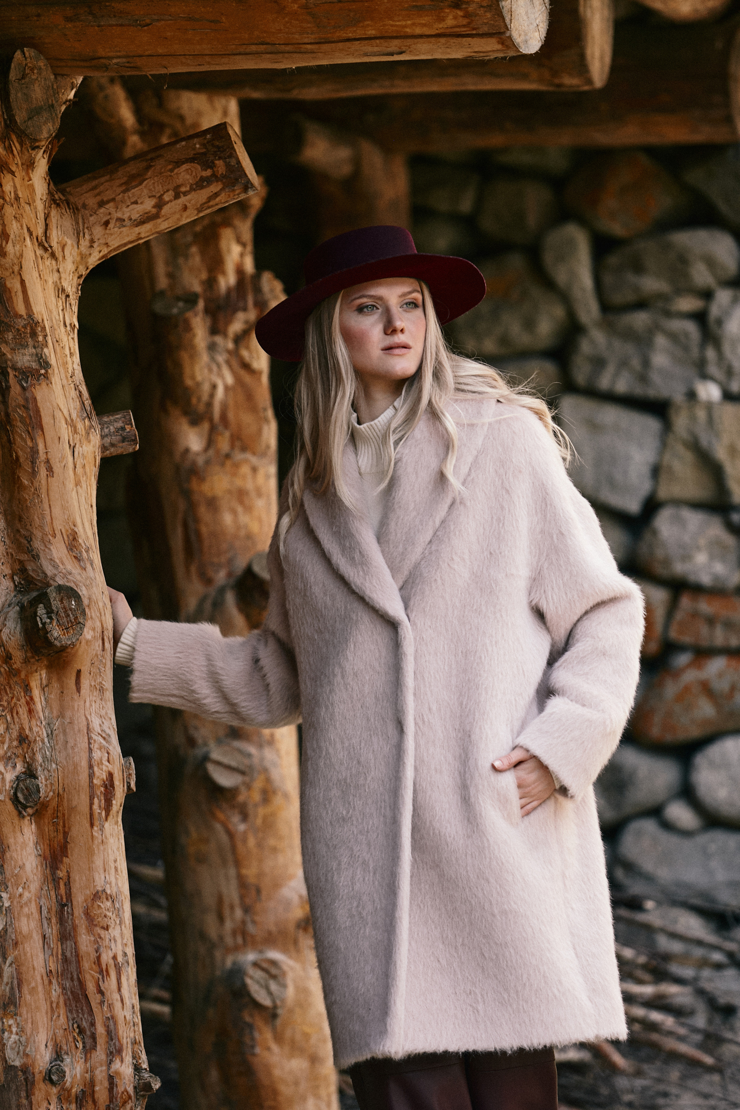 Съемка для бренда одежды. Фотограф Продюсер в горах КБР / Москва  Нальчик Горы