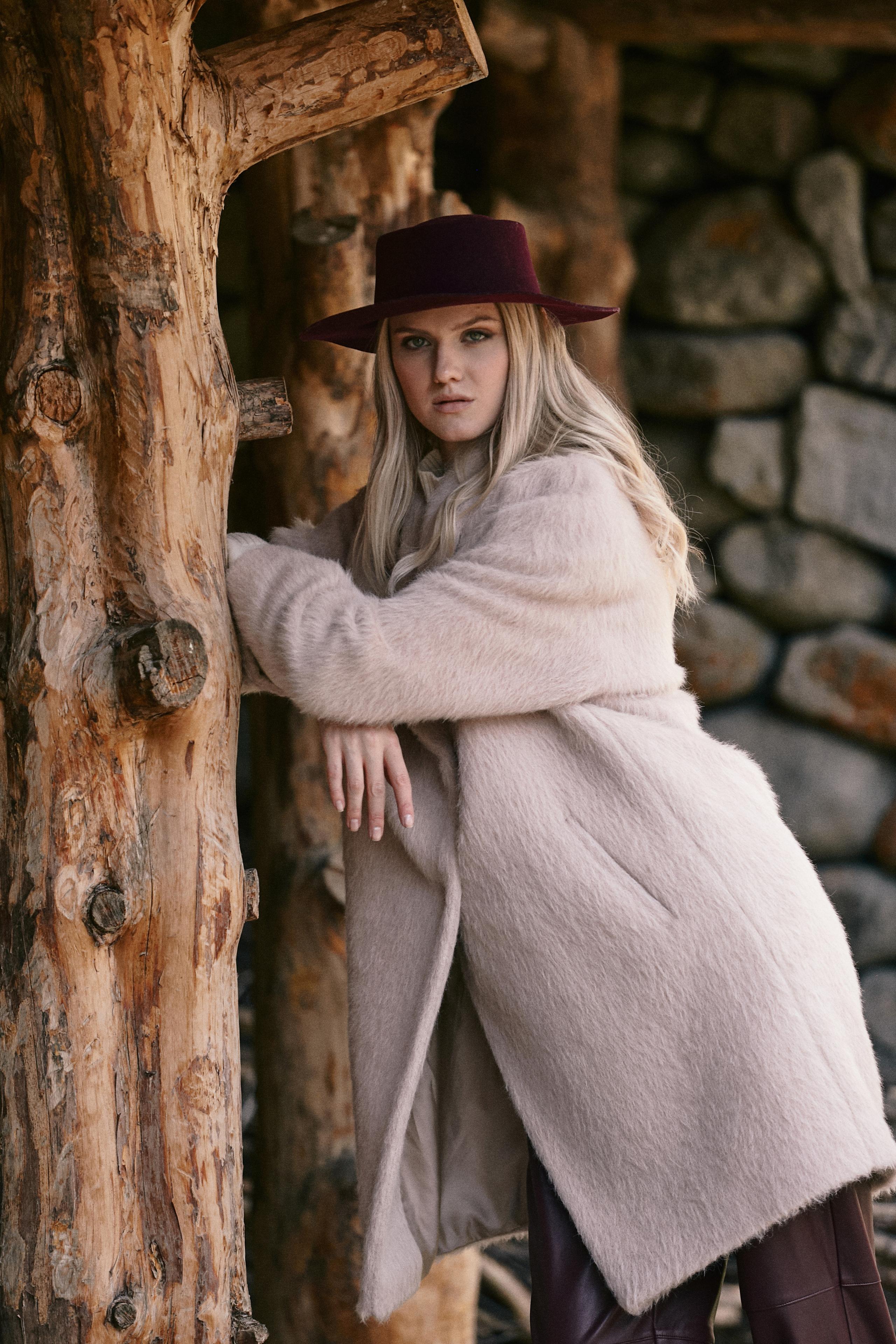 Съемка для бренда одежды. Фотограф Продюсер в горах КБР / Москва  Нальчик Горы