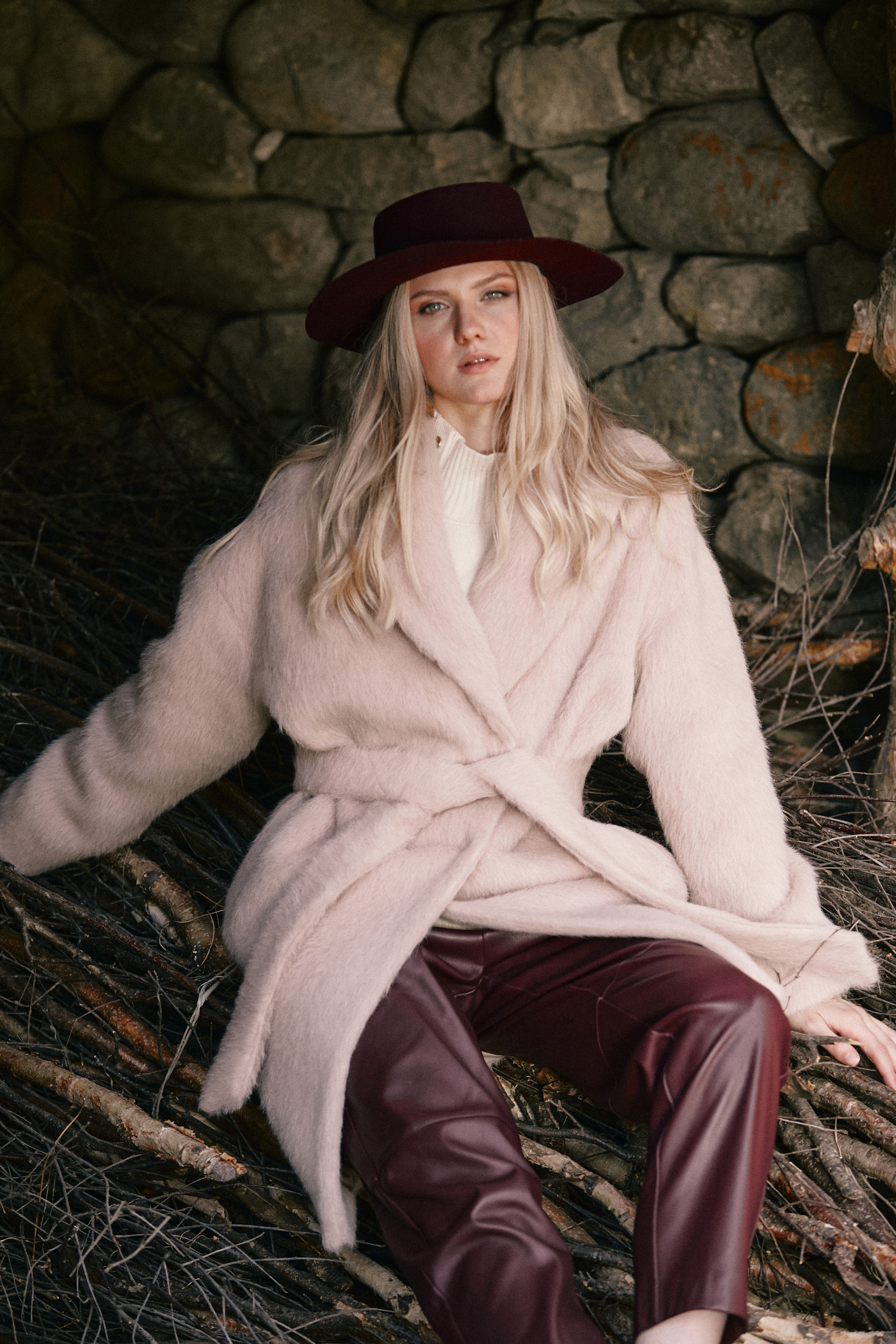 Съемка для бренда одежды. Фотограф Продюсер в горах КБР / Москва  Нальчик Горы