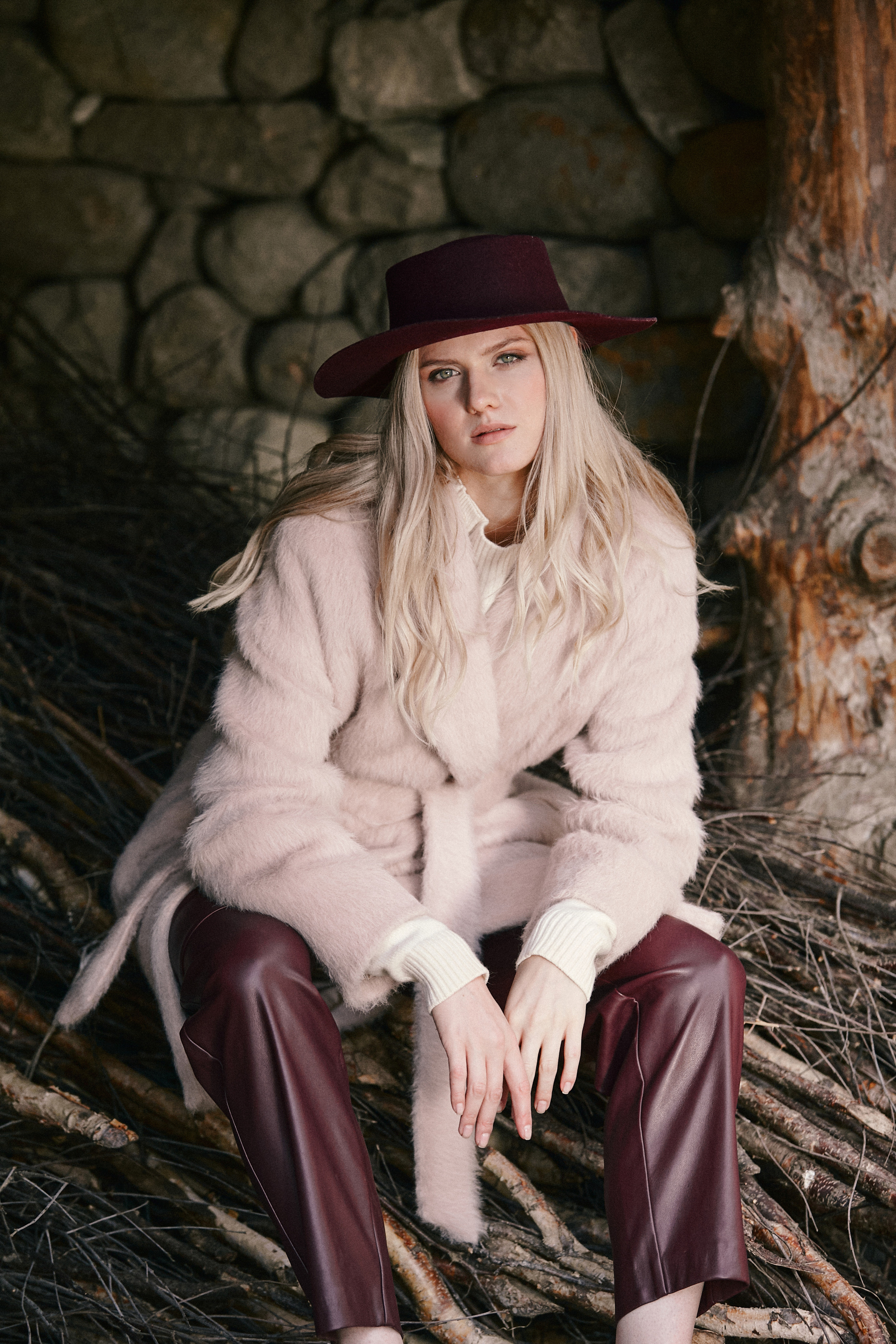 Съемка для бренда одежды. Фотограф Продюсер в горах КБР / Москва  Нальчик Горы