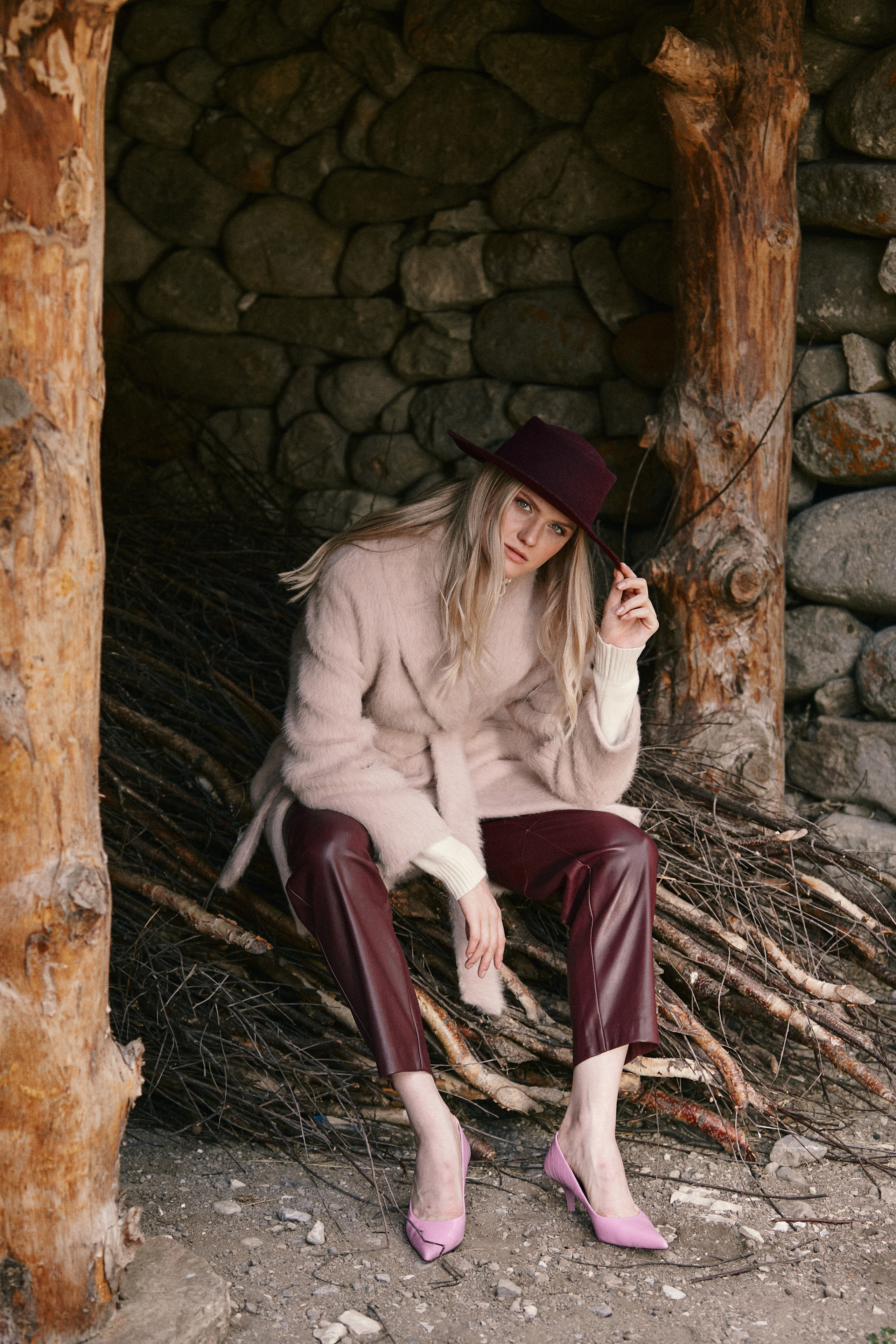 Съемка для бренда одежды. Фотограф Продюсер в горах КБР / Москва  Нальчик Горы