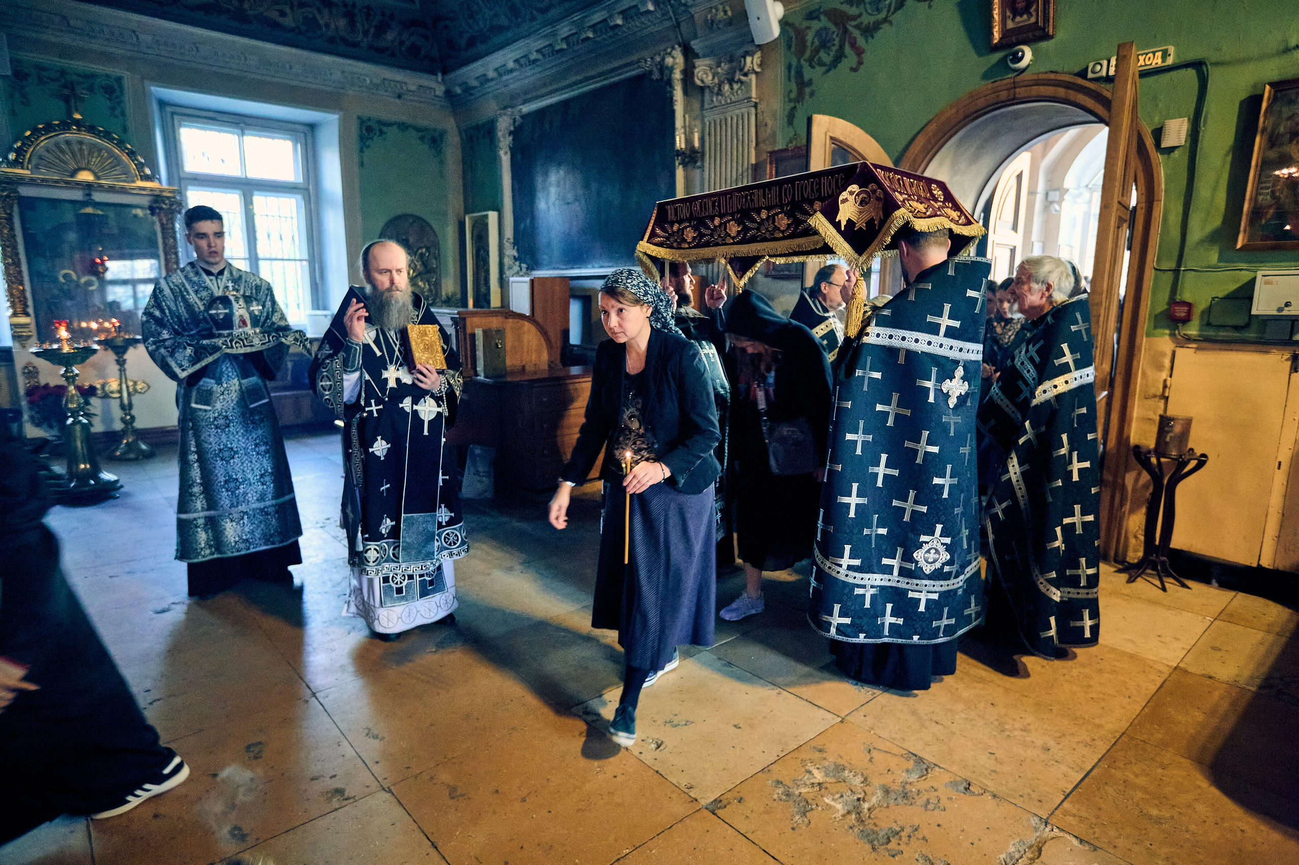 Утреня Погребение Спасителя. DMITRY MOISEENKO — фотограф, художник, топ-стилист