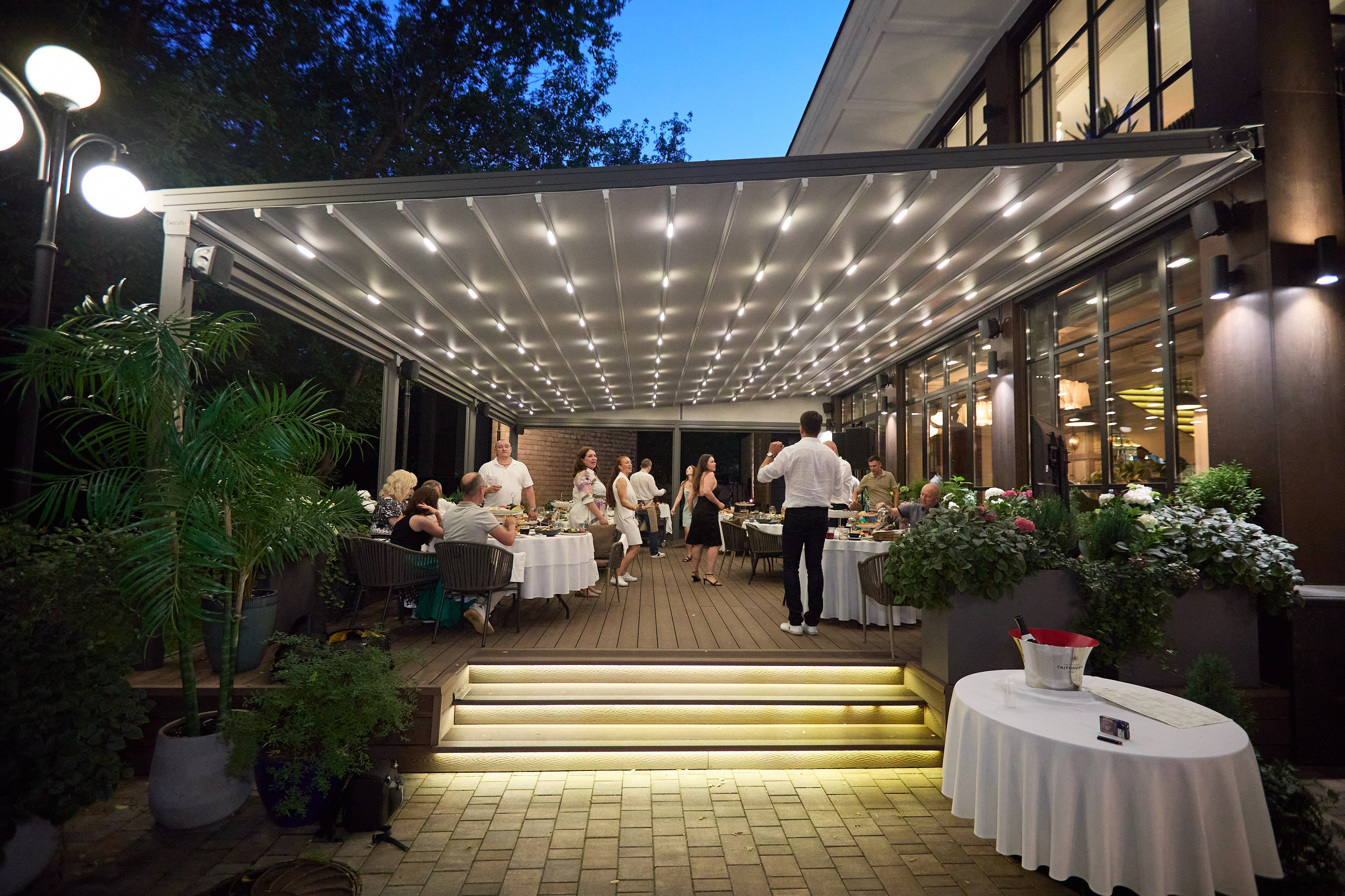 День Рождения 45 лет в ресторане «Ривьера». Александр Осин — корпоративный и семейный фотограф в Москве