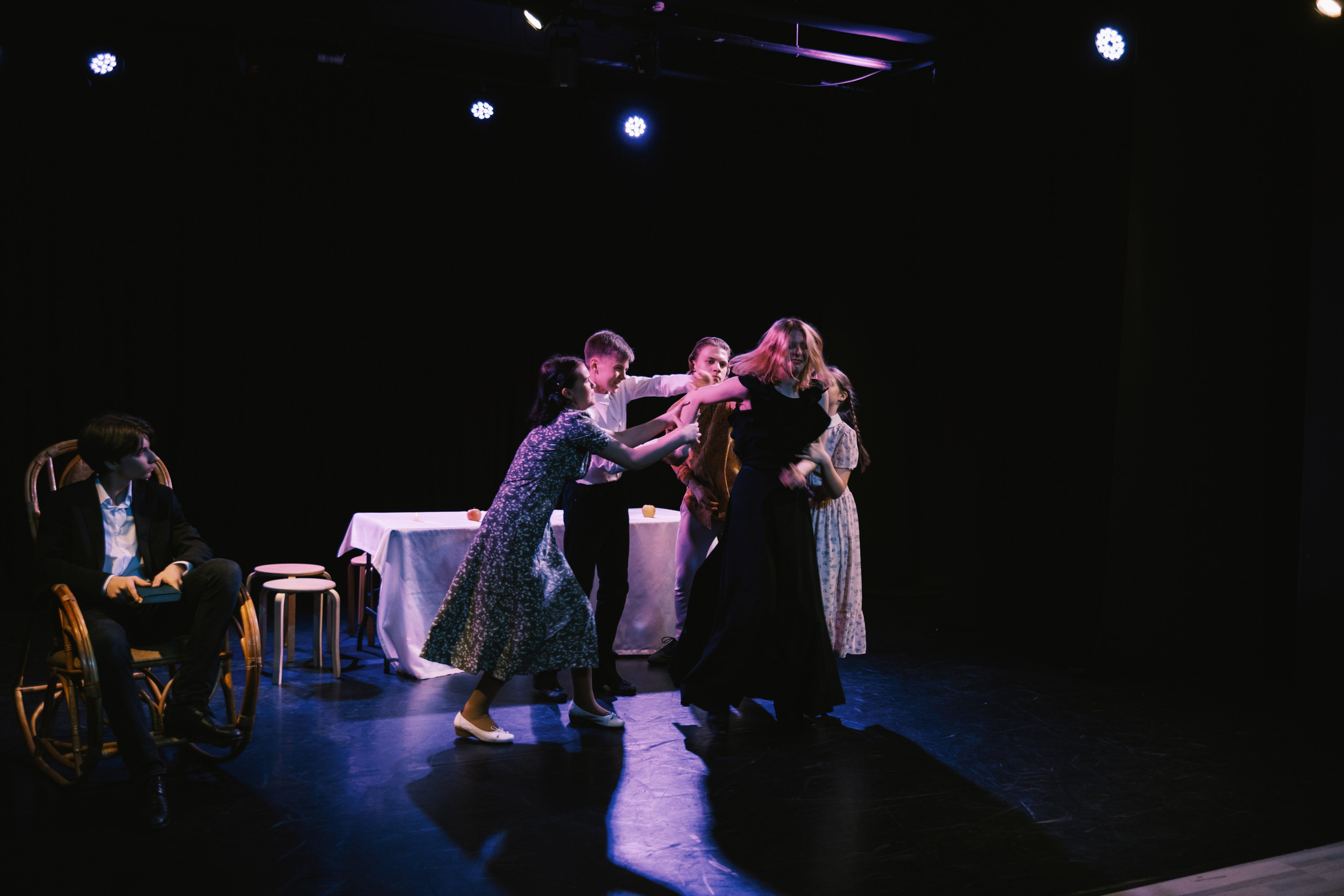 Детская театральная студия «Ирбис», спектакль. Репортажный и портретный фотограф в Москве Илья Спиридонов