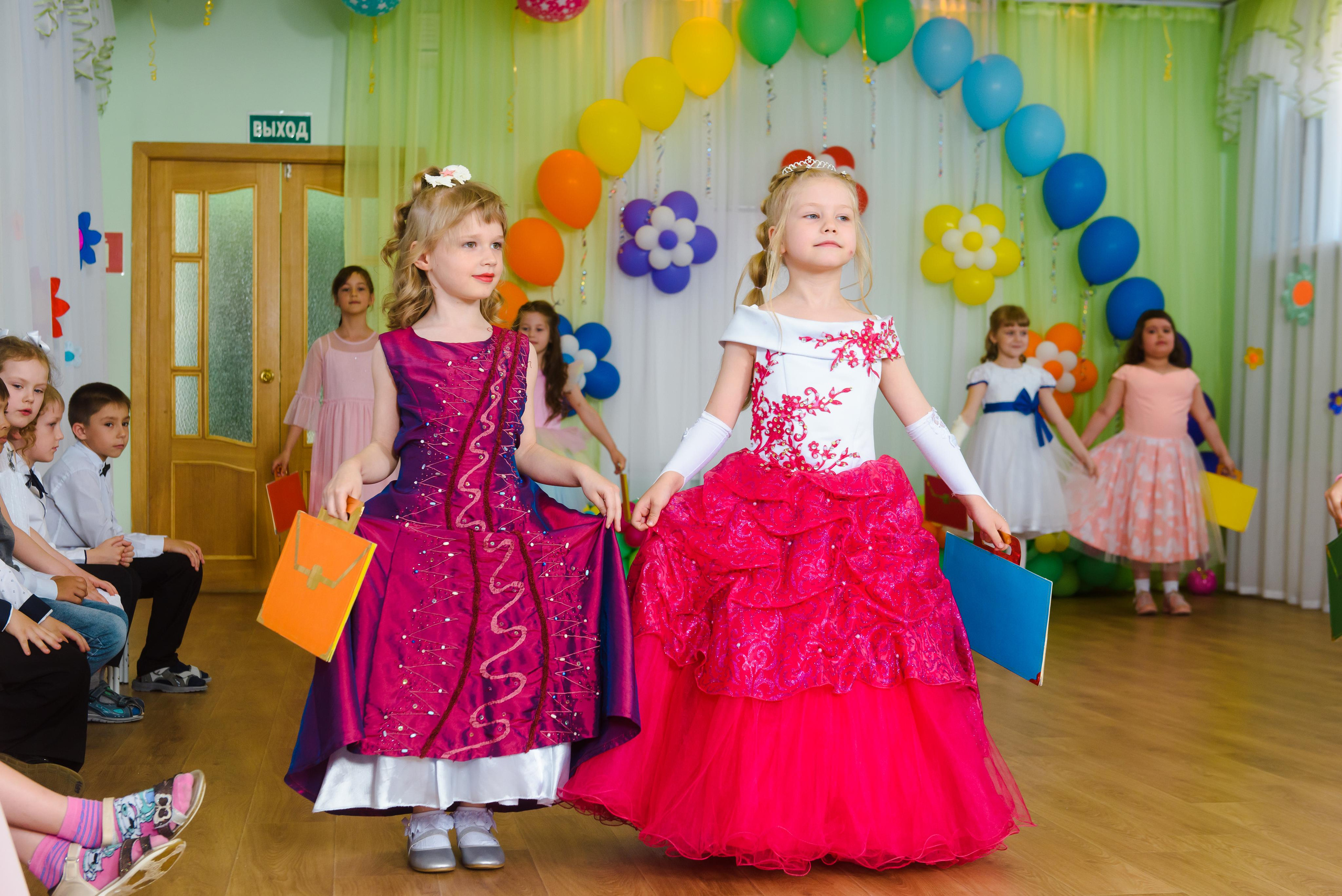 Фотосъемка выпускного в детском саду и школе. Томск. Студия выпускных альбомов Ольги Галкиной. Томск