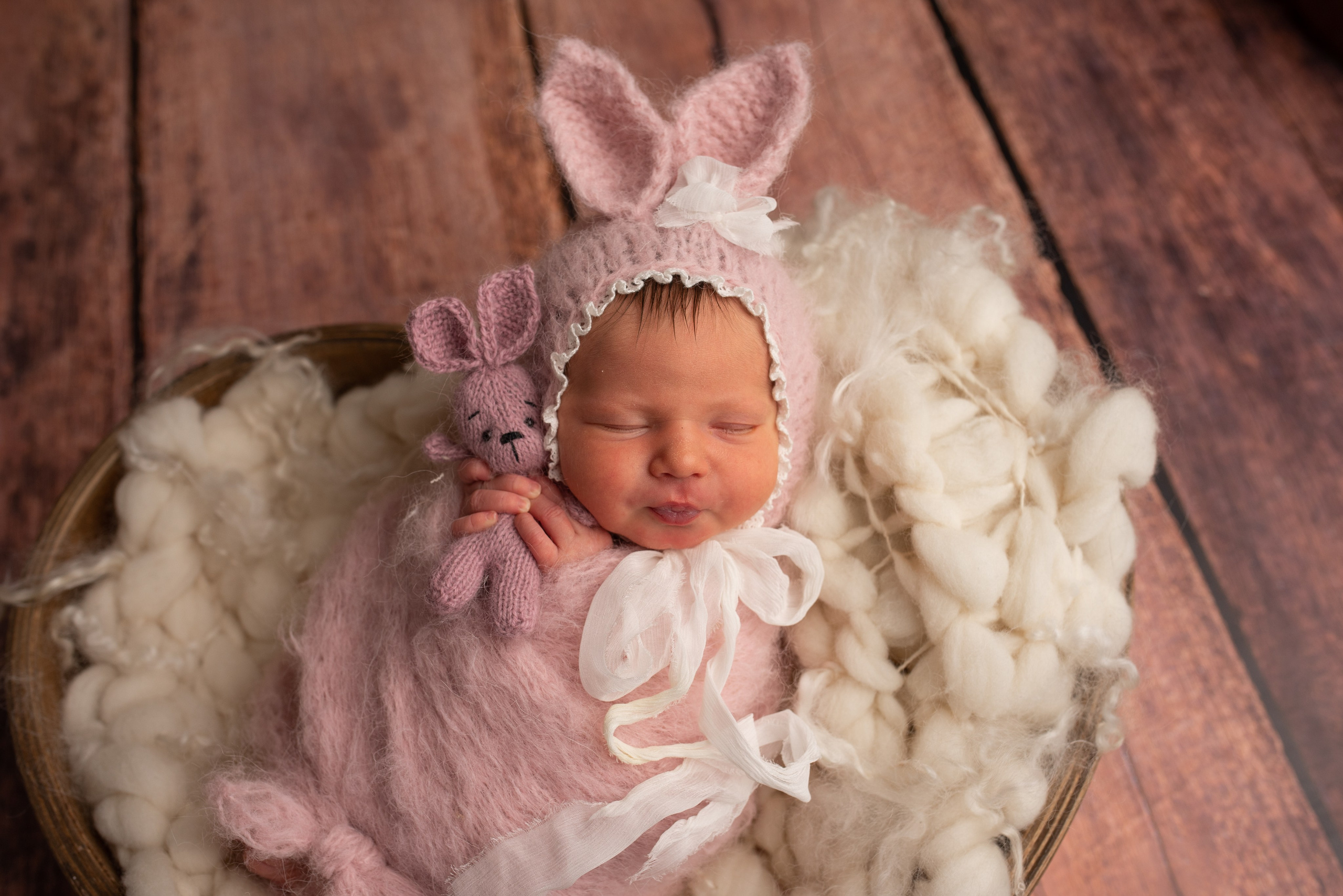 Новорождённые девочки. Детский фотограф новорождённых в Минске Боровик Екатерина