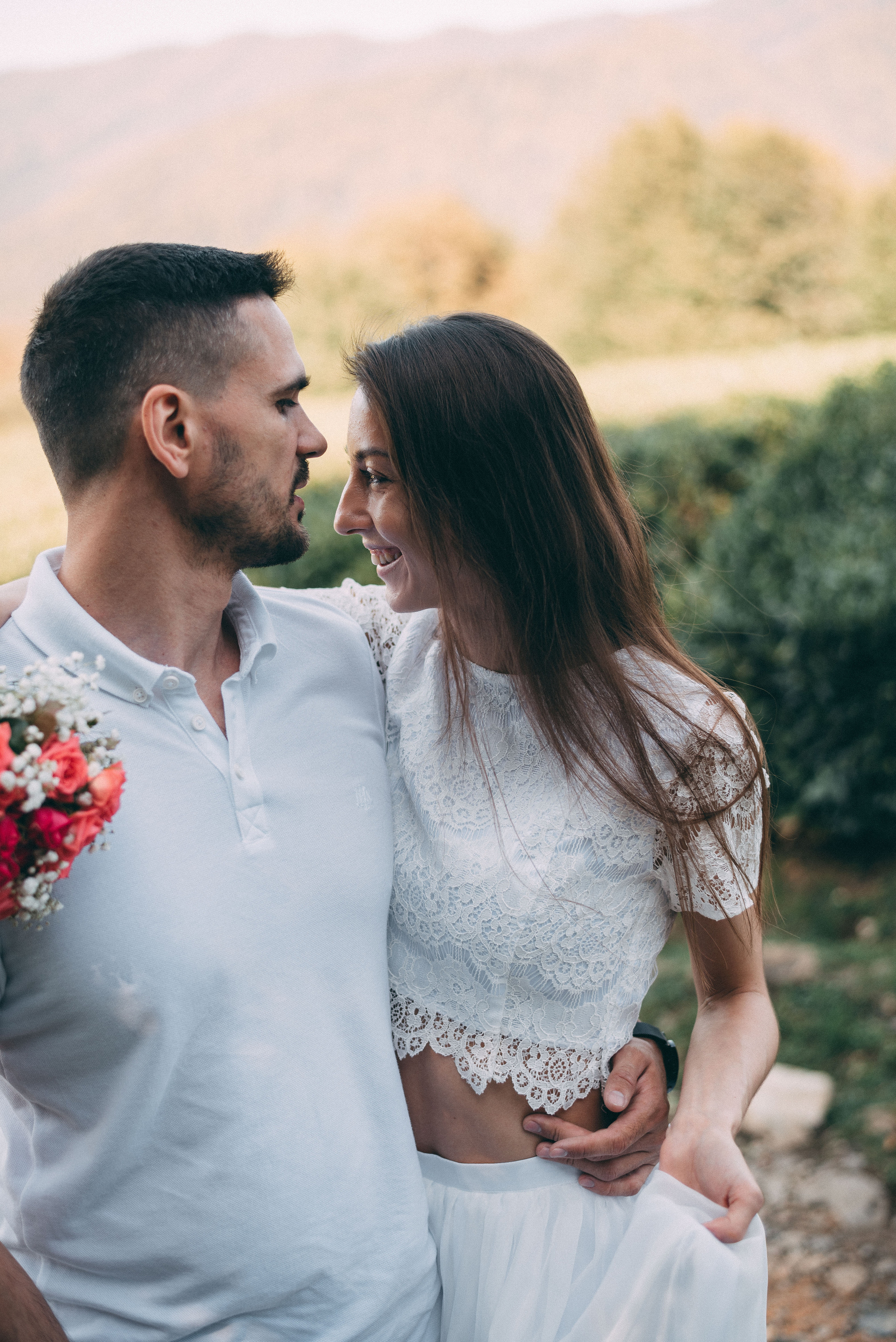 Фотосессия лавстори на чайных плантациях. Фотограф в Сочи — Маргарита Поганова