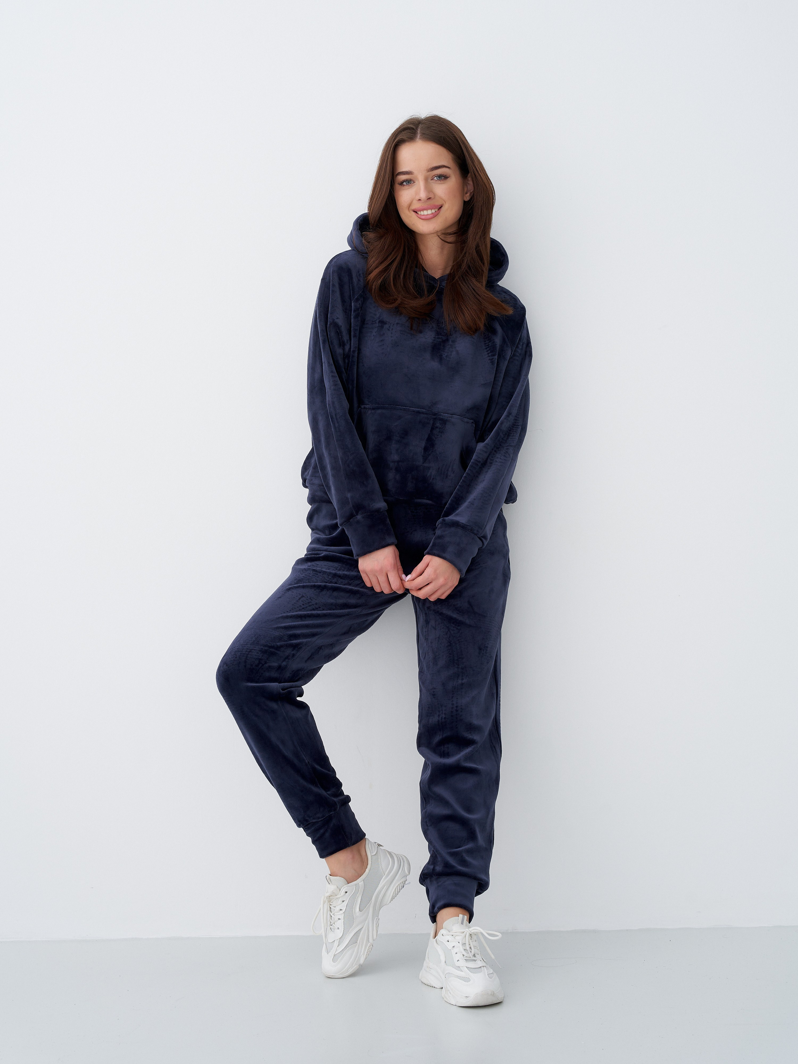 Оля. Контент для маркетплейсов и соцсетей. Фото и видео съемка