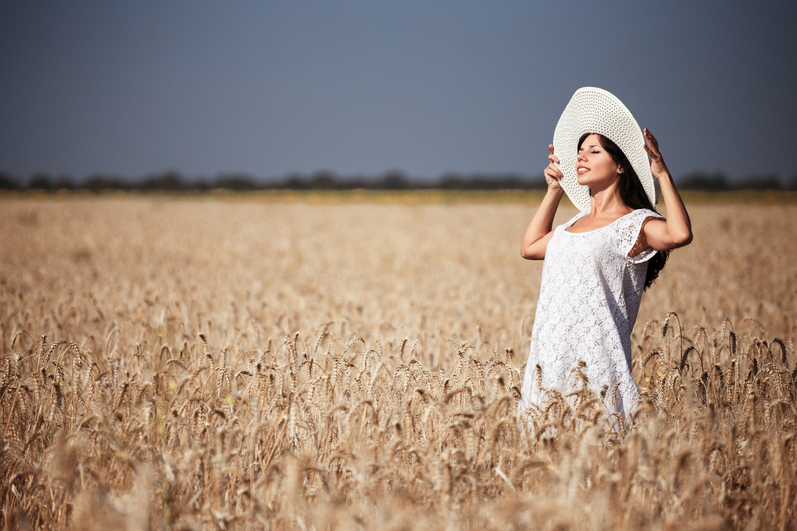 Съемка в пшеничном поле для Марины. Фотограф Андрей Лёвкин