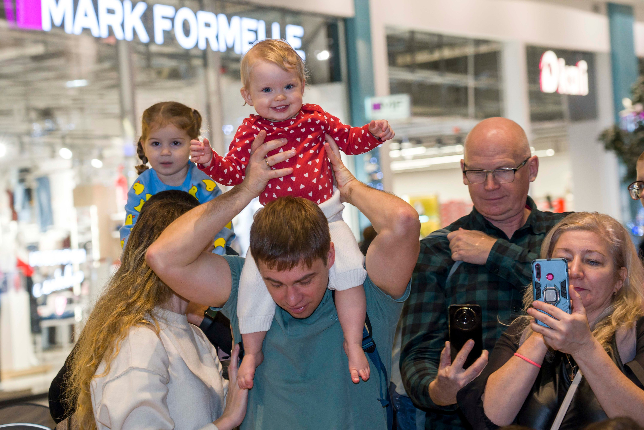 Детский праздник. Фотограф в Санкт-Петербурге. Репортажная и все съёмки для бизнеса