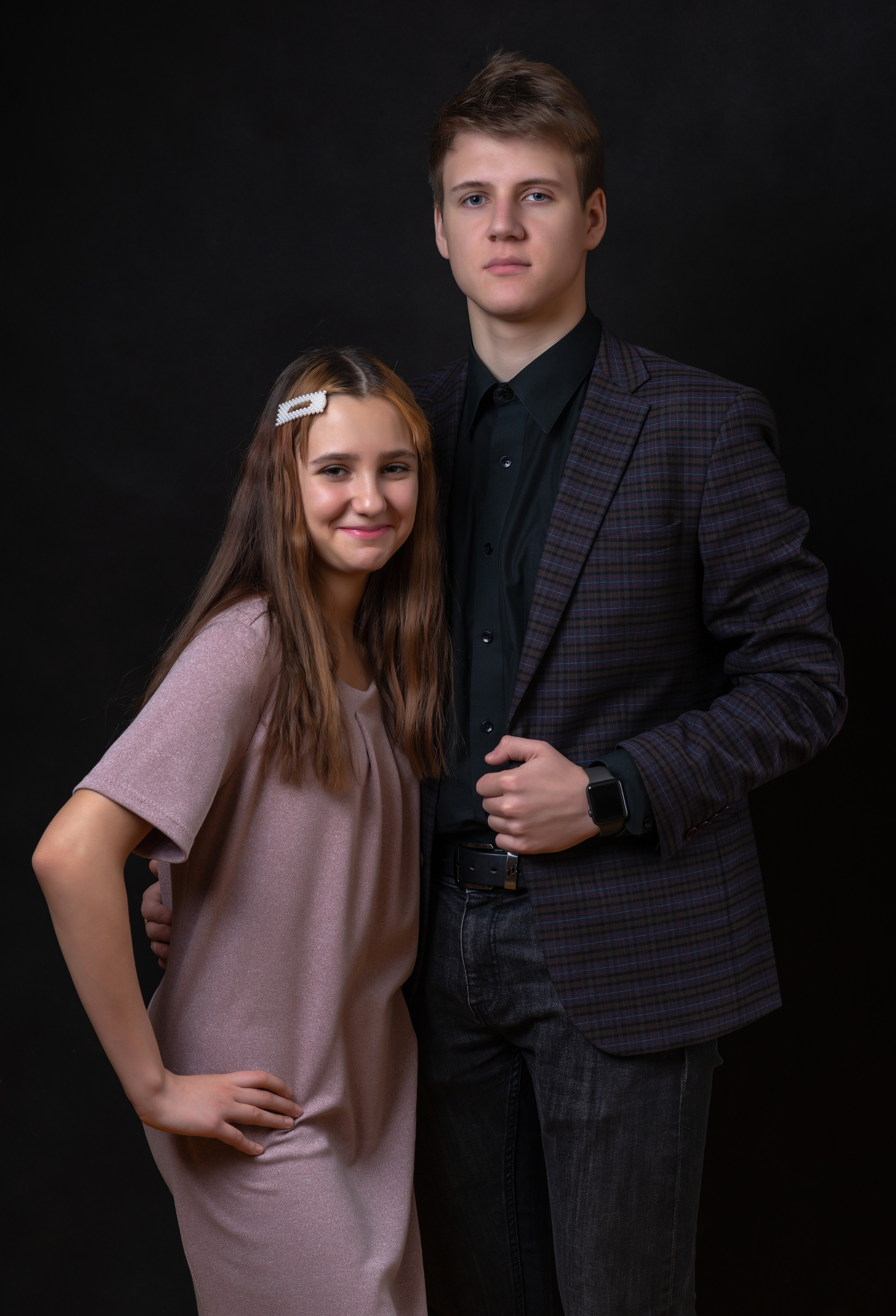 Семейная фотография в студии. Фотограф Орлов Алексей Петрович. Челябинск