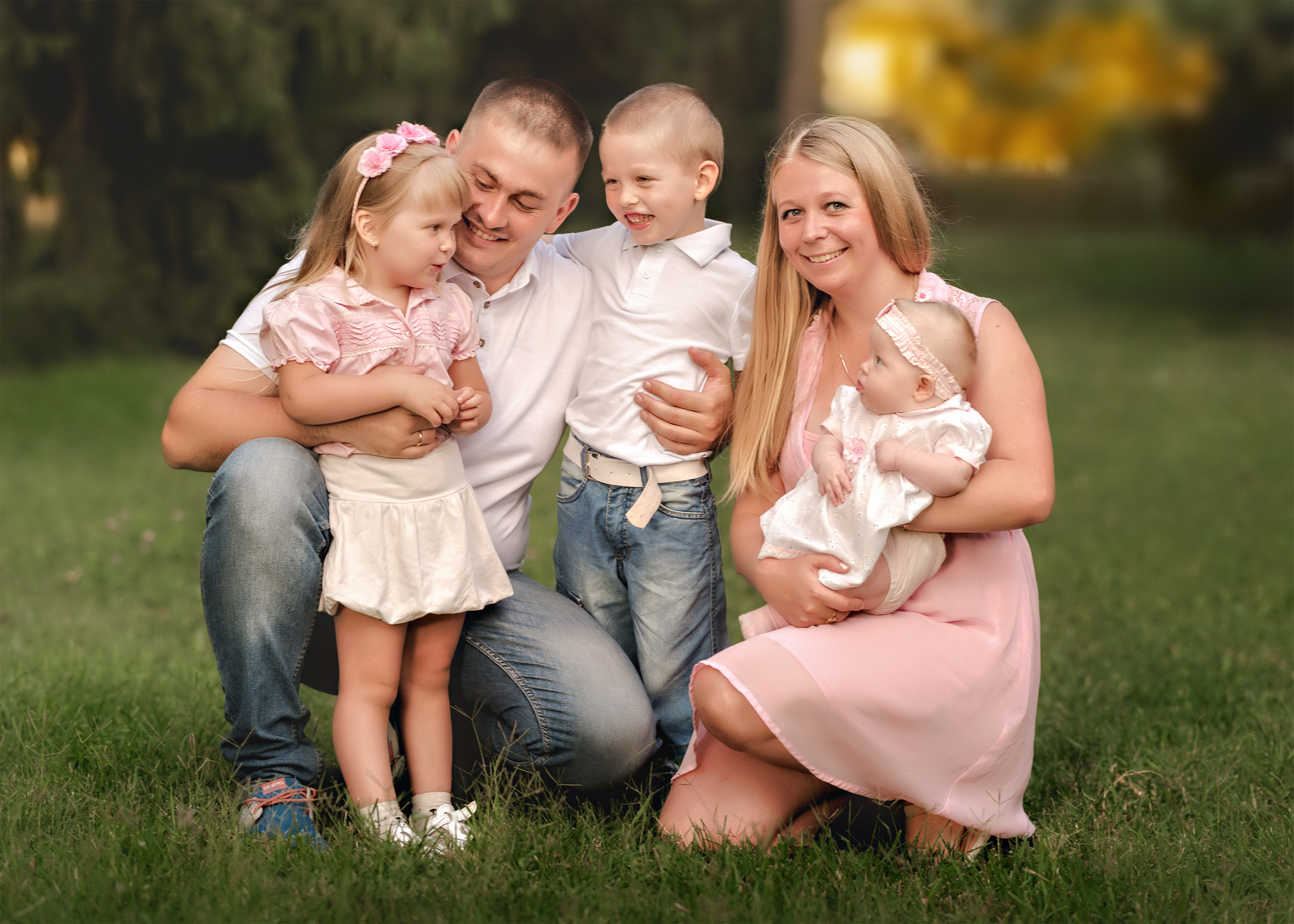 Семейные фотосессии, крещение Бишкек фотограф Бокова Галина. Фотограф в Краснодаре и Бишкеке Галина Бокова