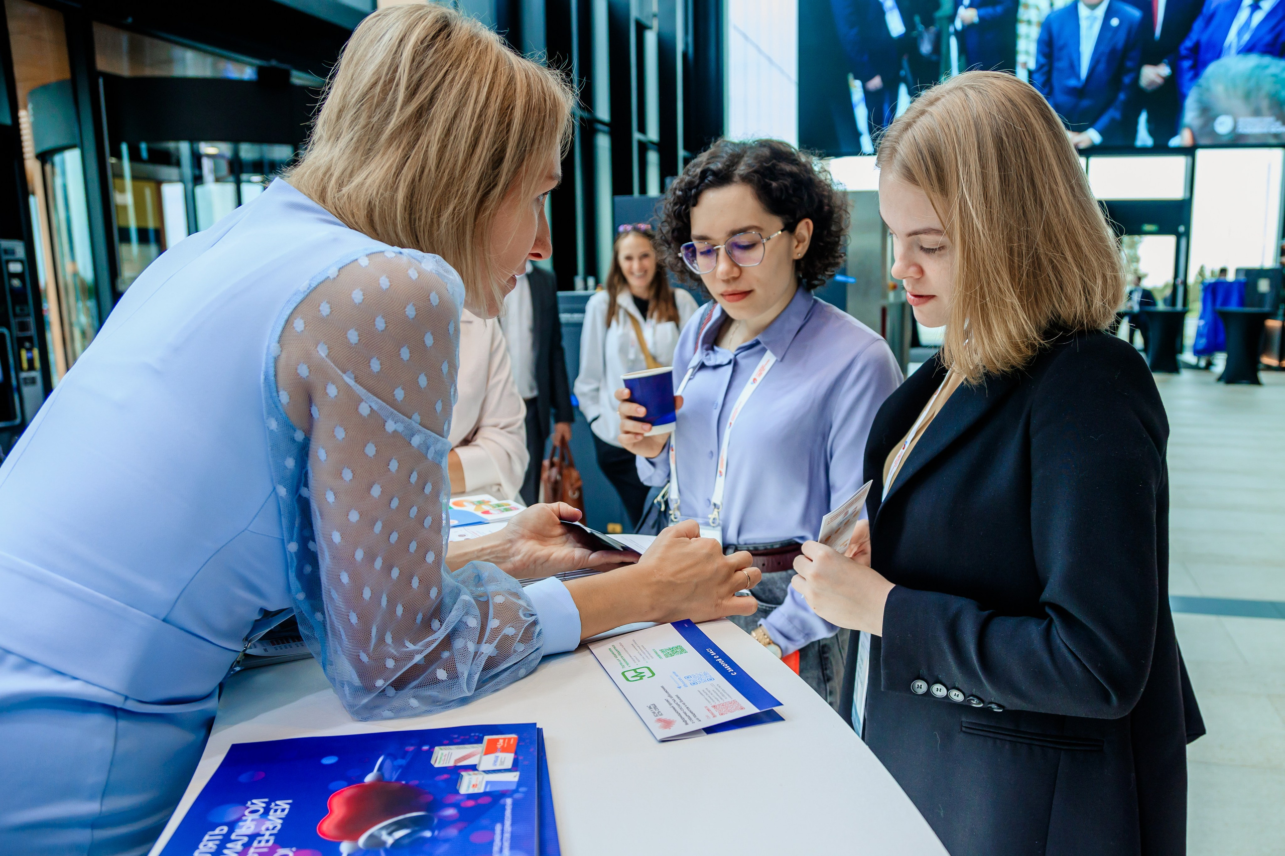 Фотограф на выставку в Спб — заказать съемку в Санкт-Петербурге— Екатерина Ладванова