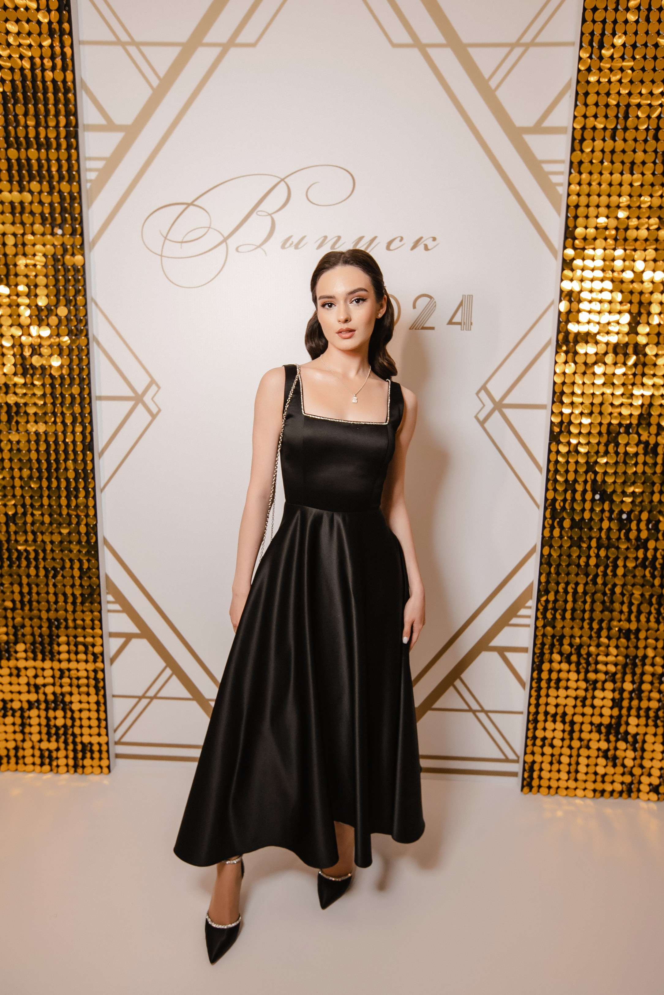 Выпускной Гимназия 1. Роман Урумбаев фотограф Нижневартовск