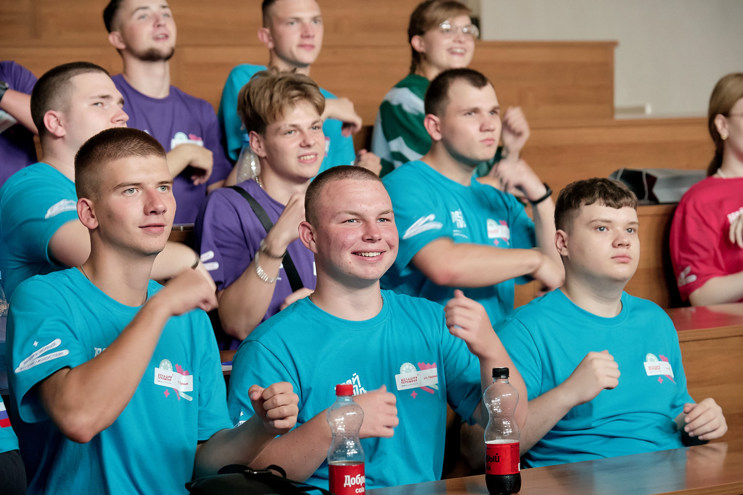 Большая перемена. Фотограф Яковлев Роман — Красноярск