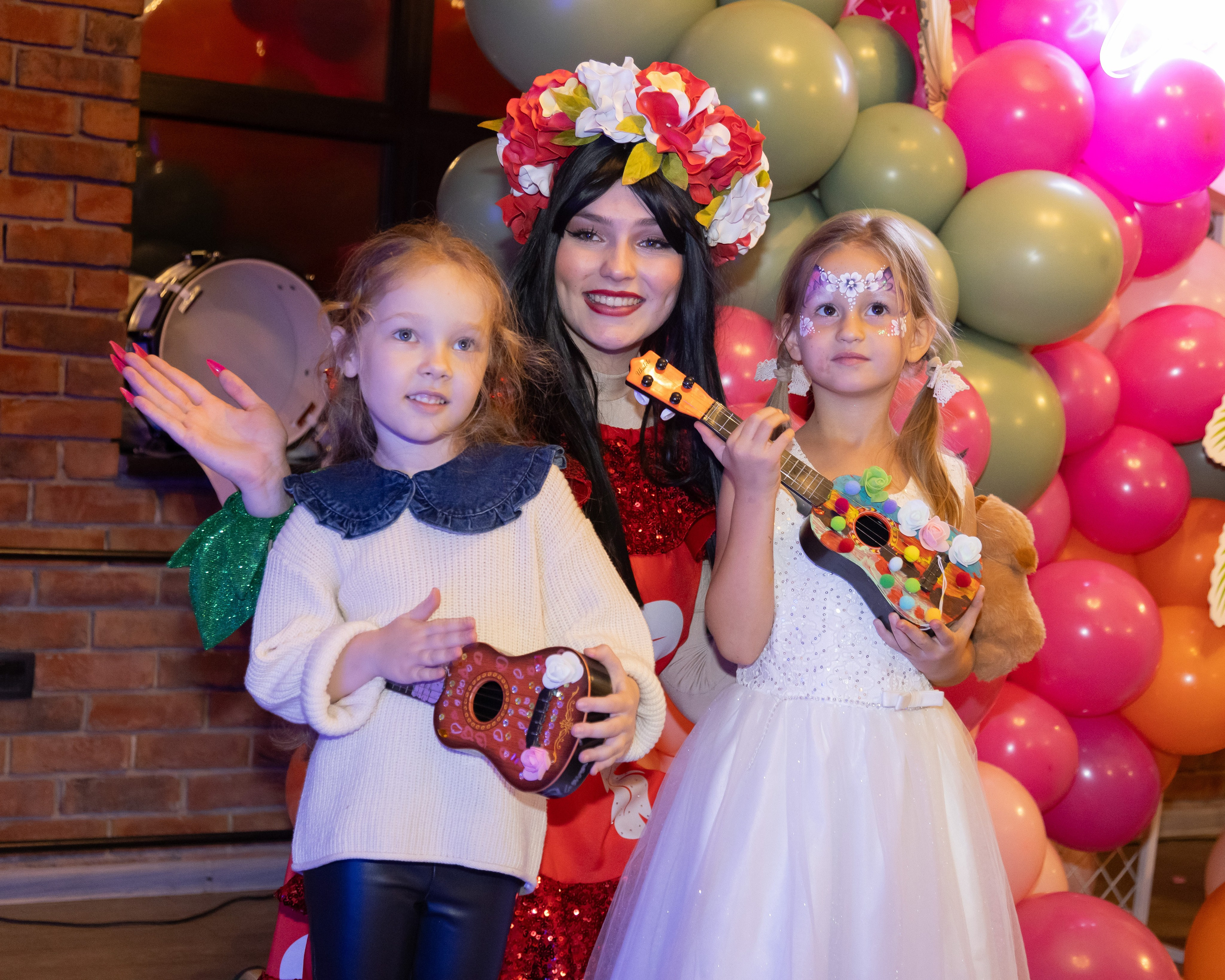 День Рожденья Оливия 7 лет. Портретный Студийный и уличный фотограф Москва. Индивидуальные, Семейные, Беременность, Будуар, Каталог, контент съемки для блога и бизнеса