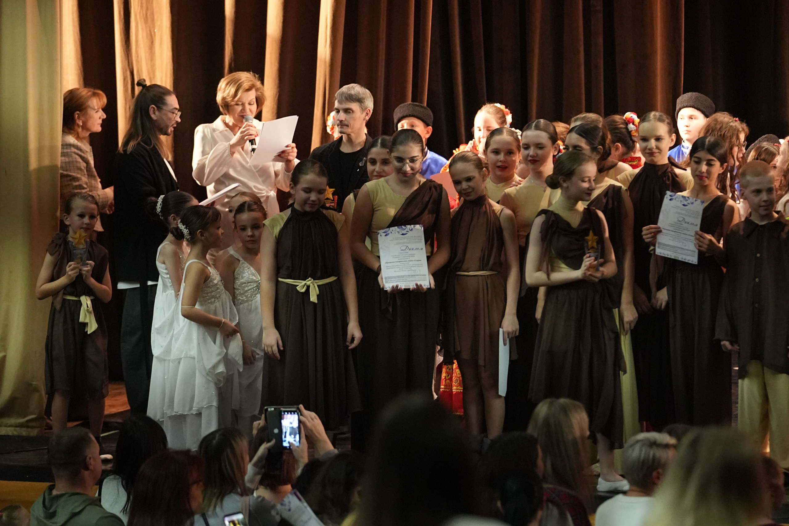 7 декабря, блок 2, г. Москва. Золотое яблочко