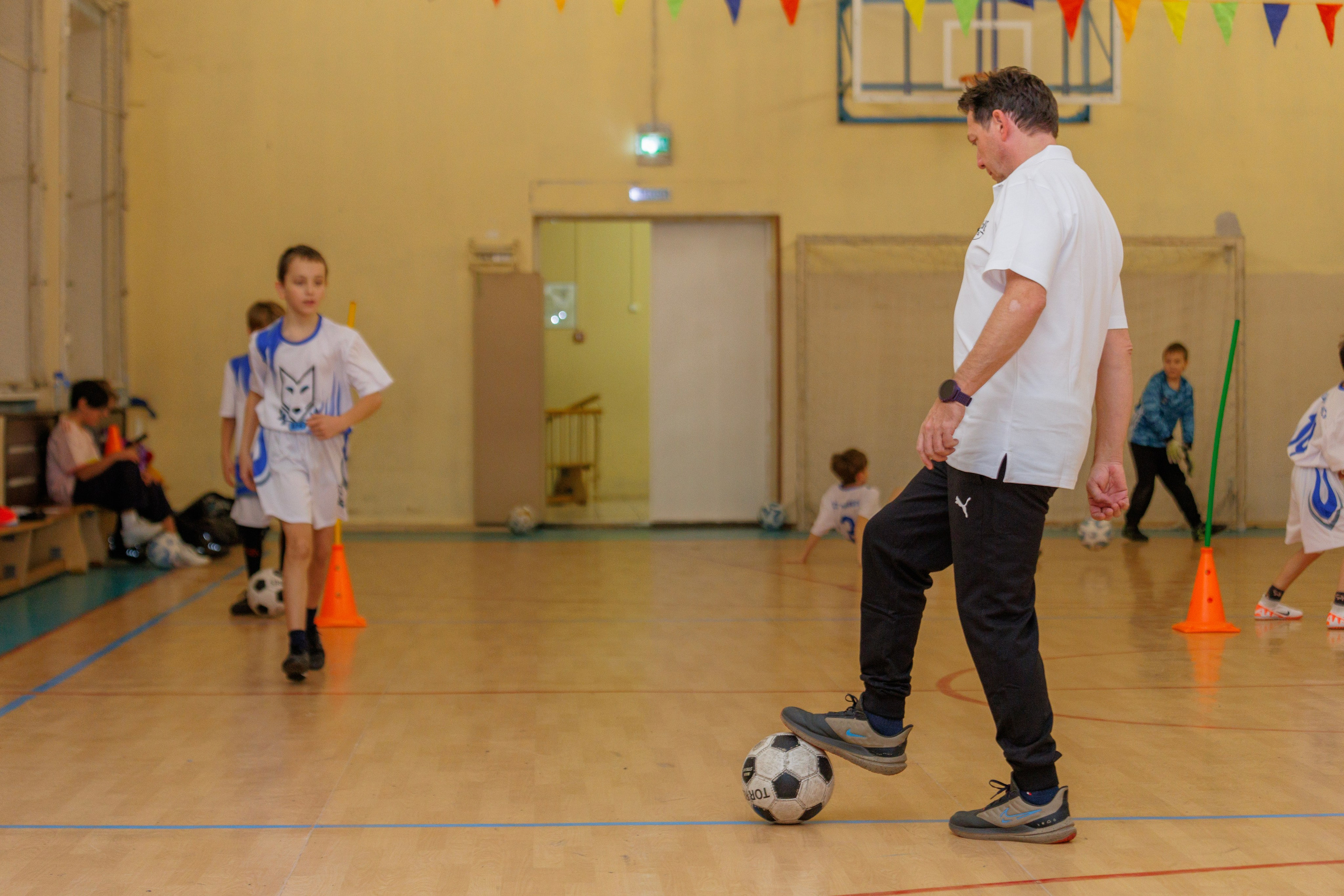 ТРЕНИРОВКА ГЕОРГИЯ ЧЕРДАНЦЕВА С МОСКОВСКИМИ ШКОЛЬНИКАМИ В РАМКАХ ПРОЕКТА «РОДНЫЕ ИГРЫ». Artem Zenin Photography