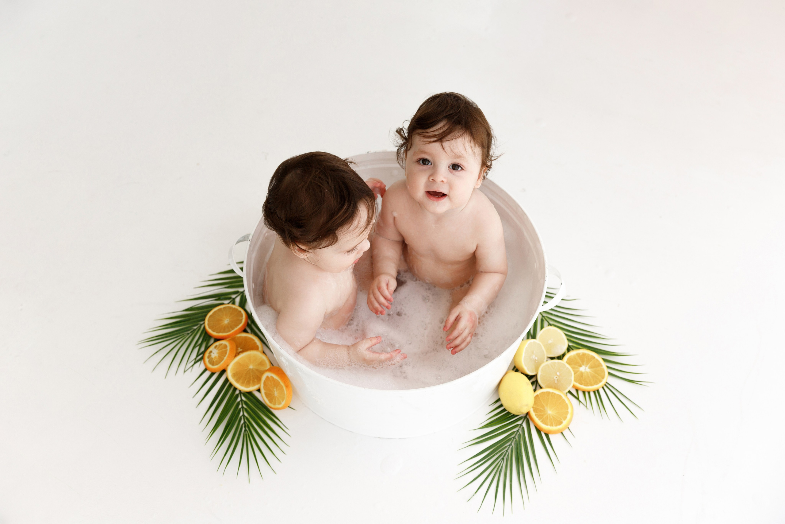 Близнецы Артём и Артур. Фотограф новорожденных Славянск-на-Кубани Куцевольская Екатерина